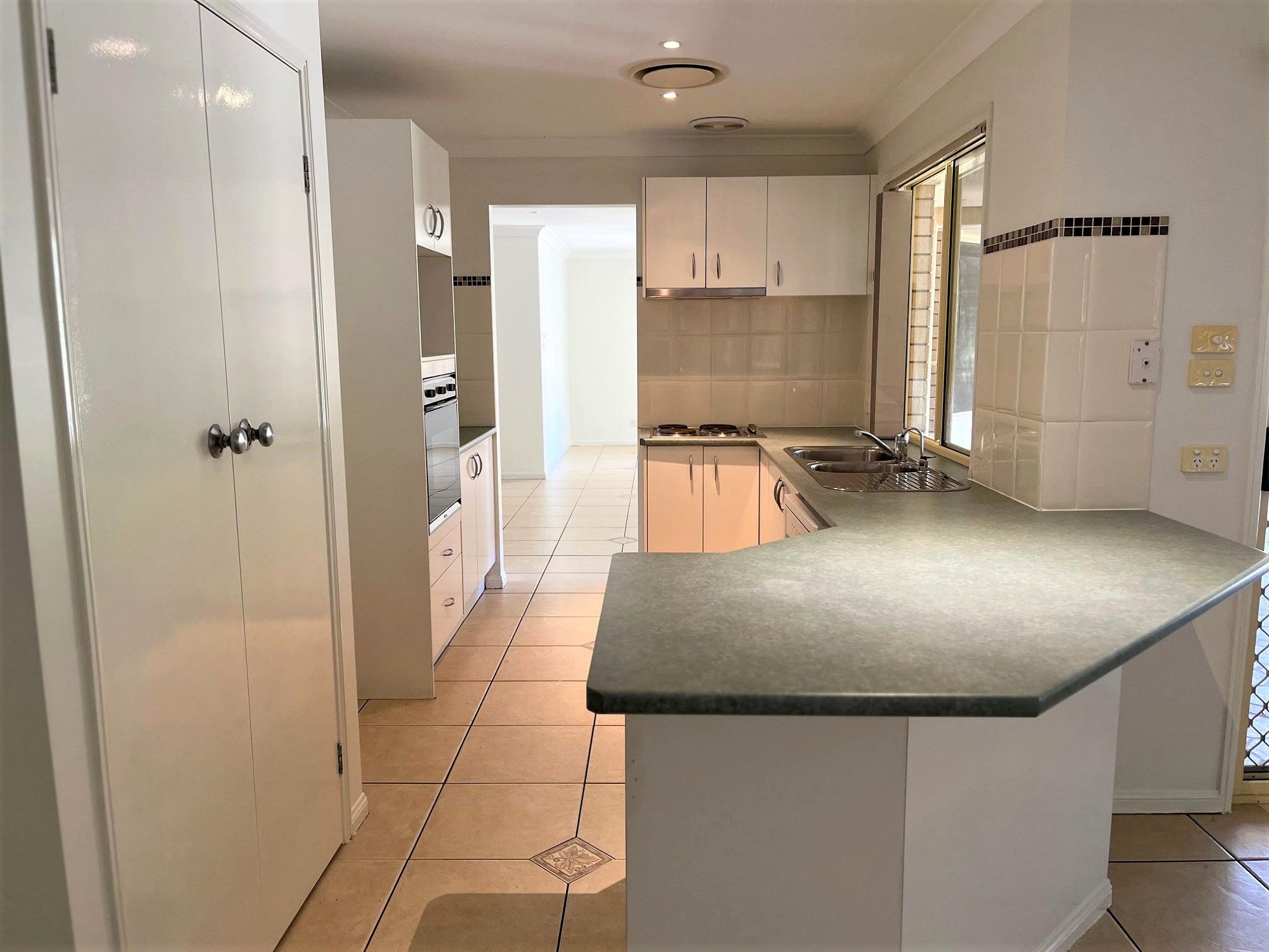 26 Bimble Avenue — photo 11 of 30