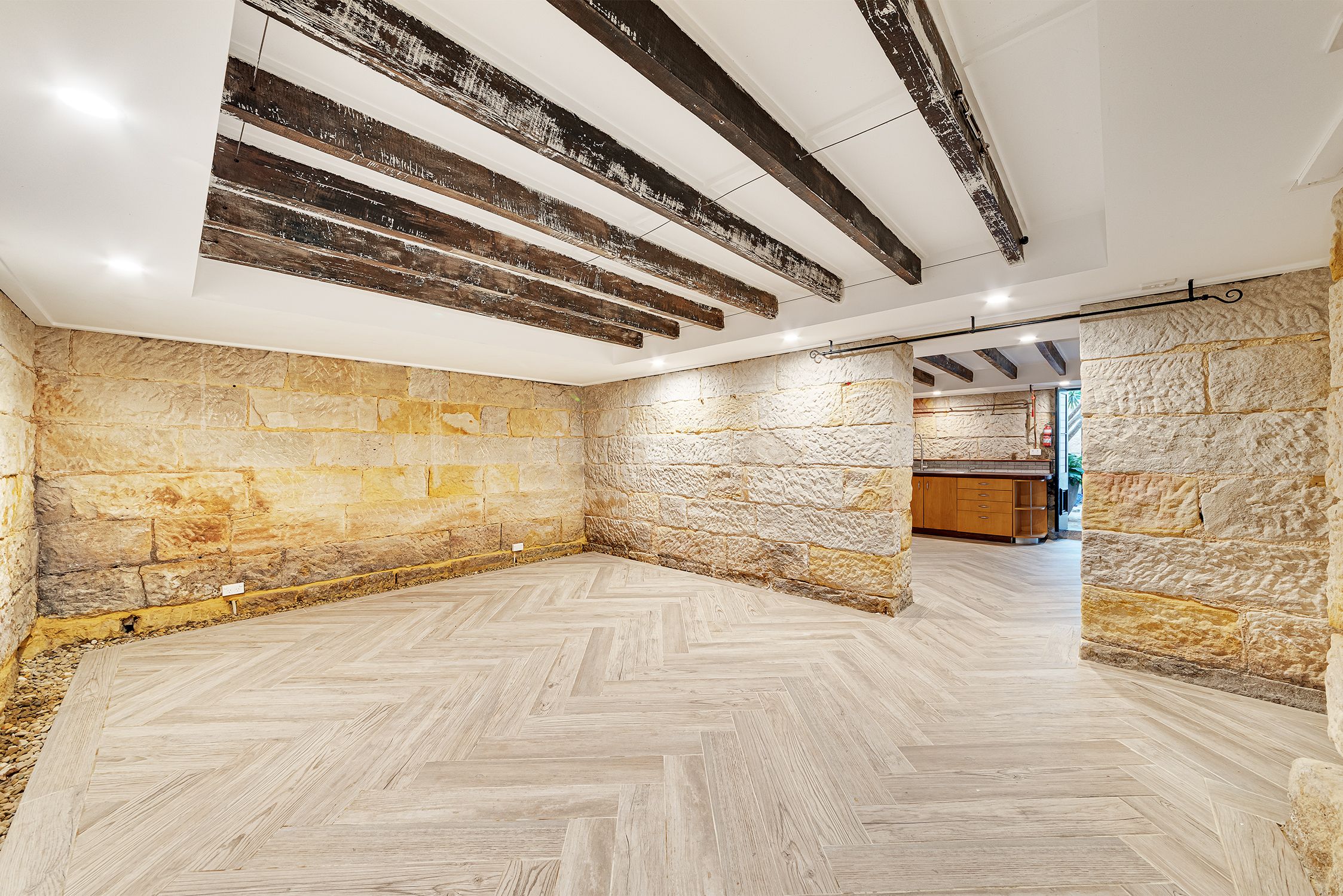 402 Bourke Street — photo 14 of 18
