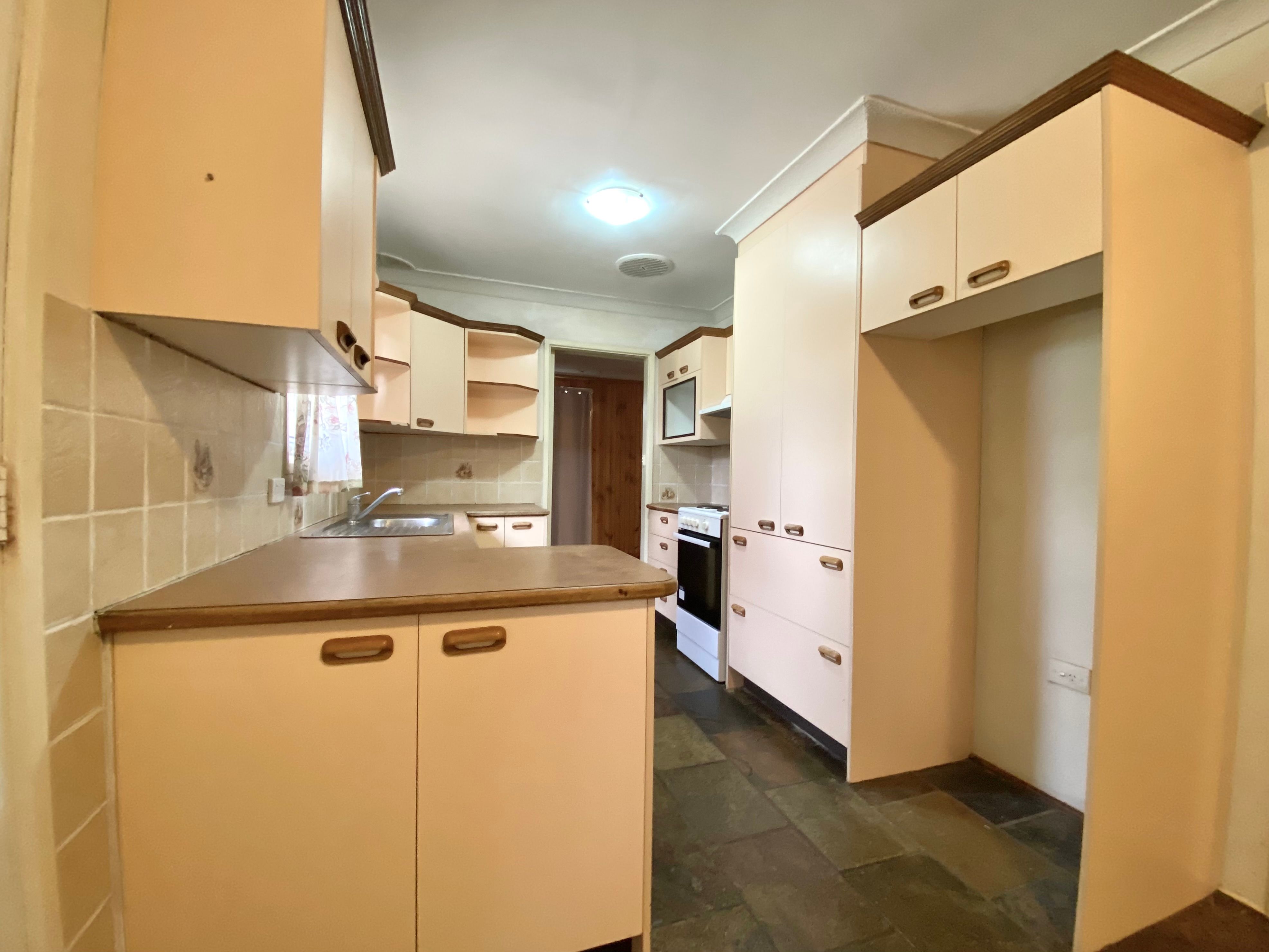 38 Kanangra Crescent, Ruse, NSW 2560