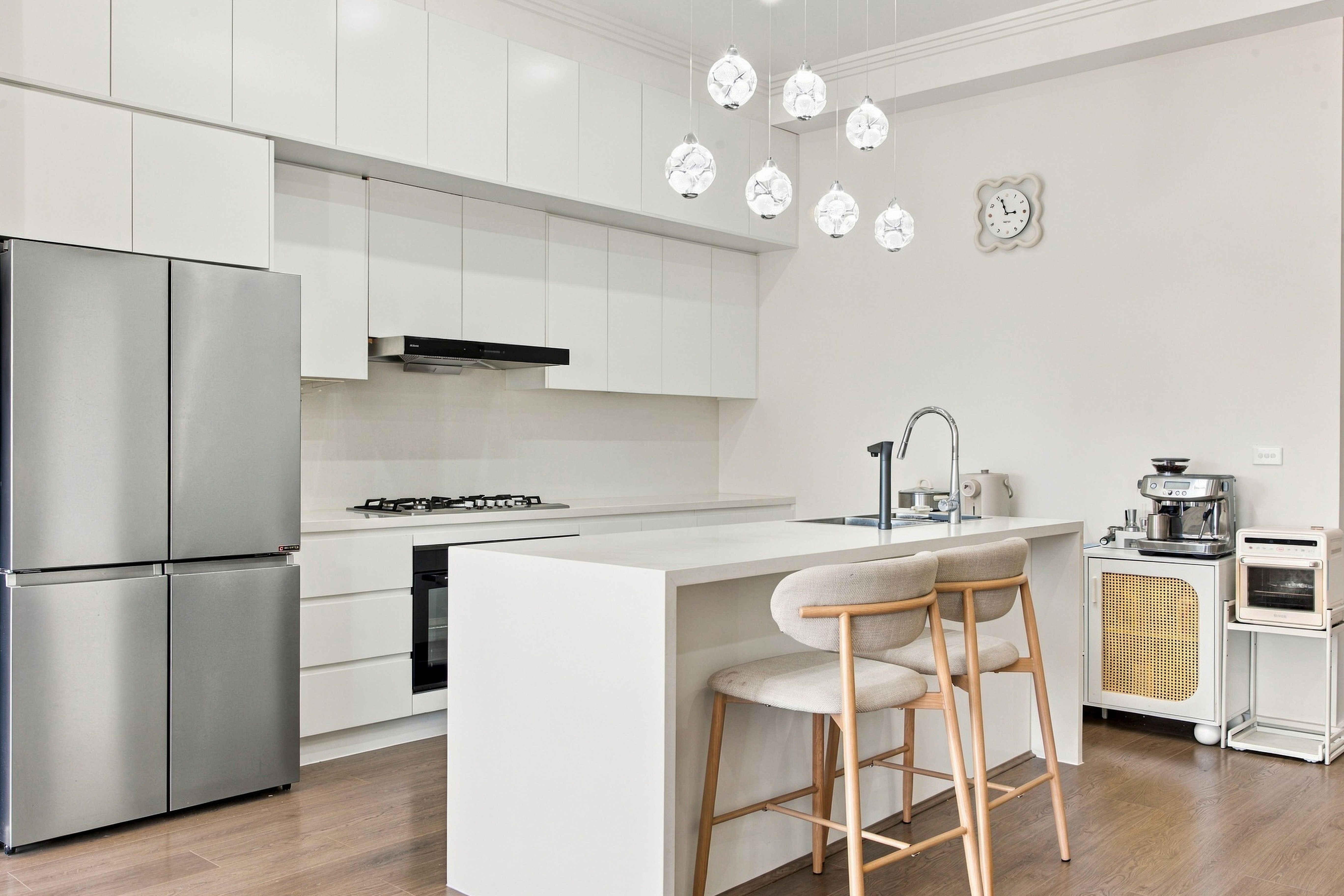 22 Treffone Avenue — photo 4 of 18