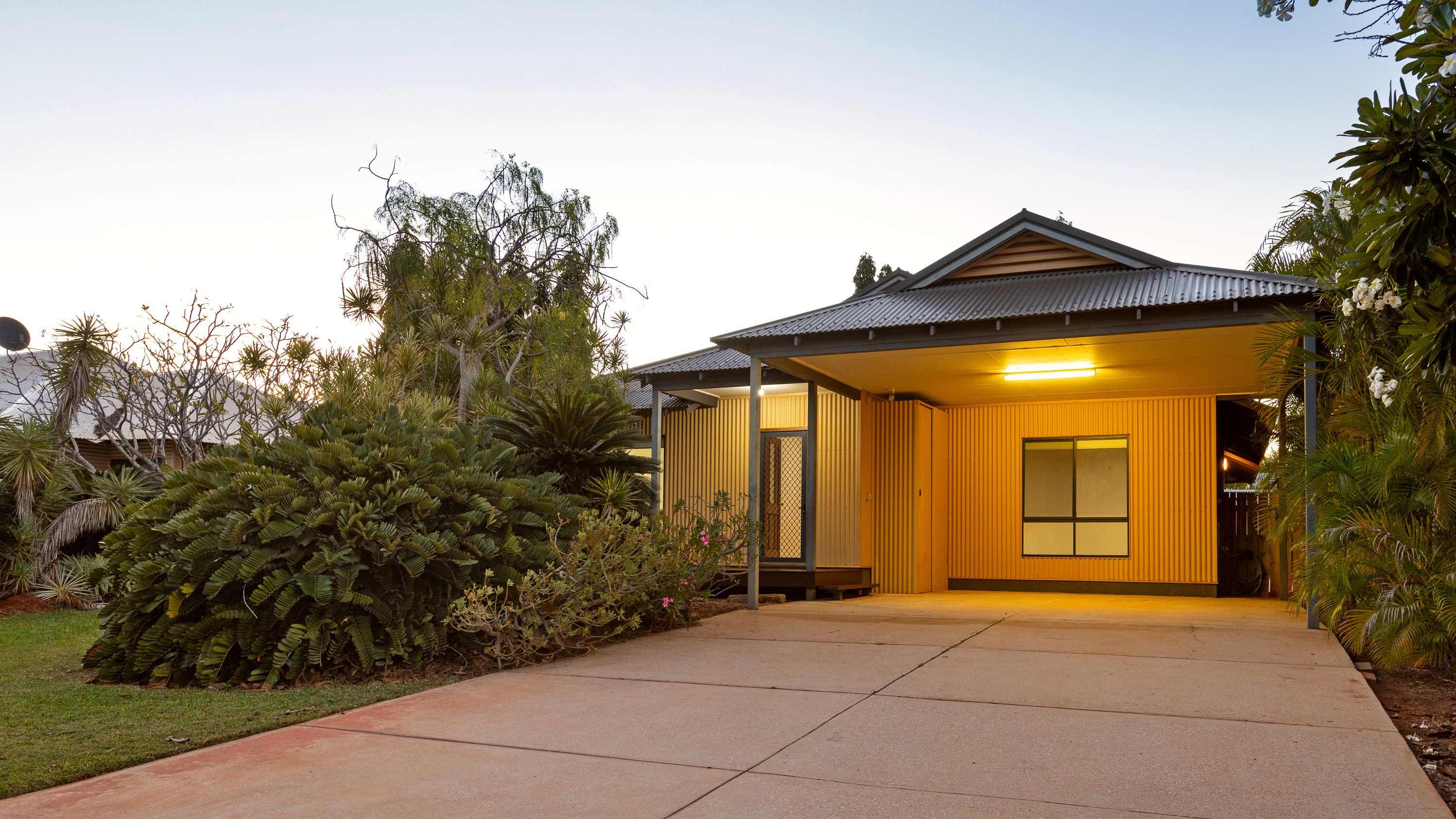 37 Kapang Drive — photo 4 of 30