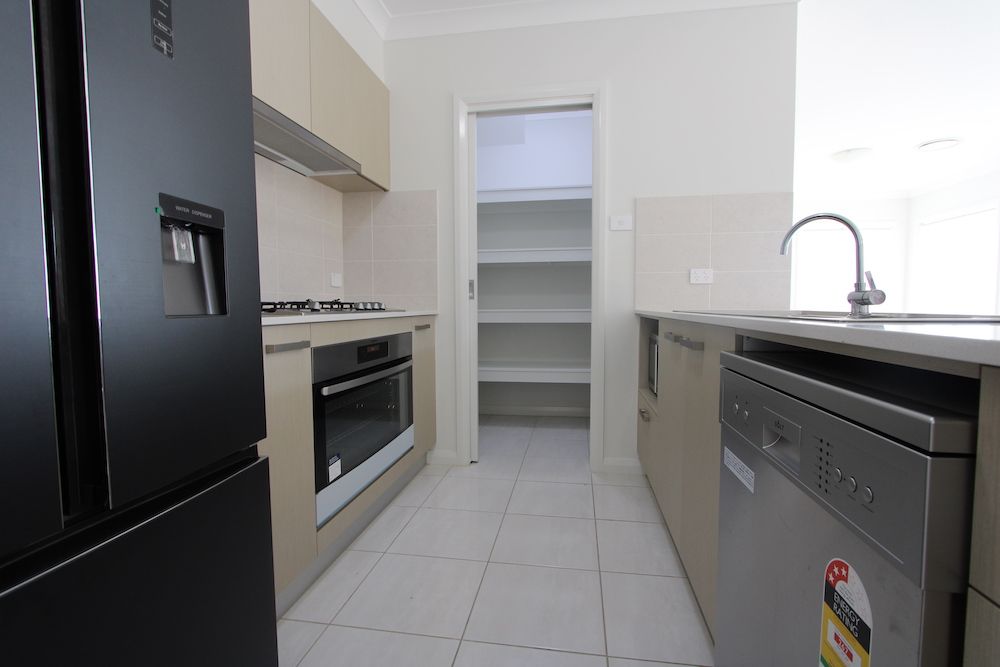 8 Daddo Street, Oran Park, NSW 2570