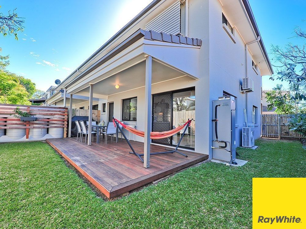 56 Gustavson Street, Annerley QLD 4103