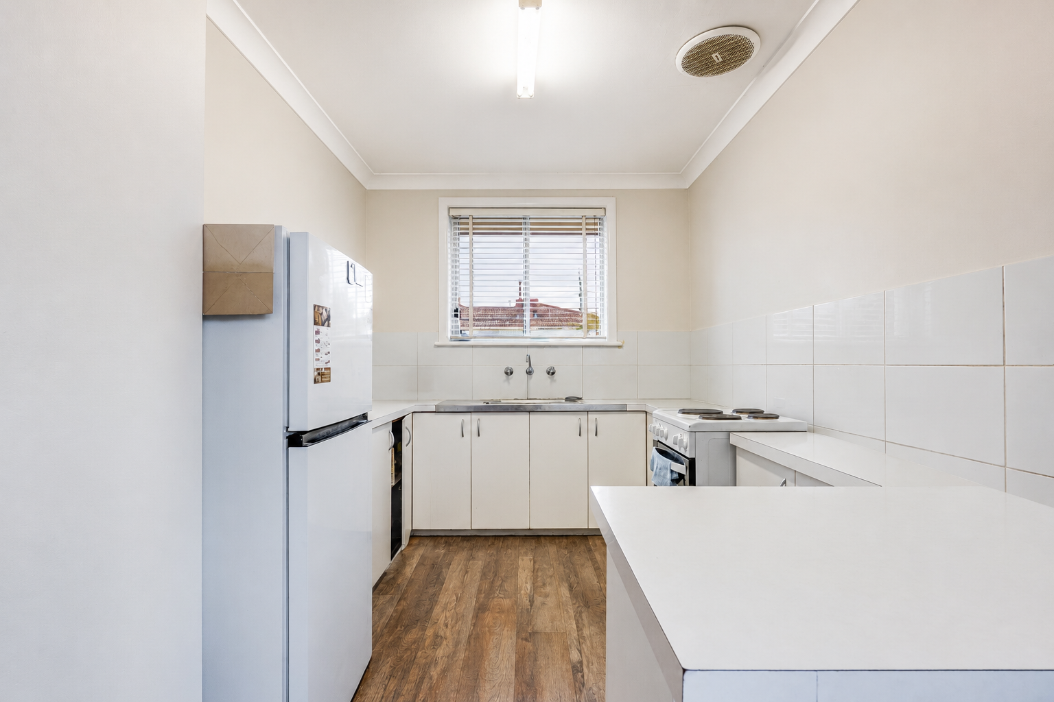 1-3/1099 Nowra Street — photo 18 of 30