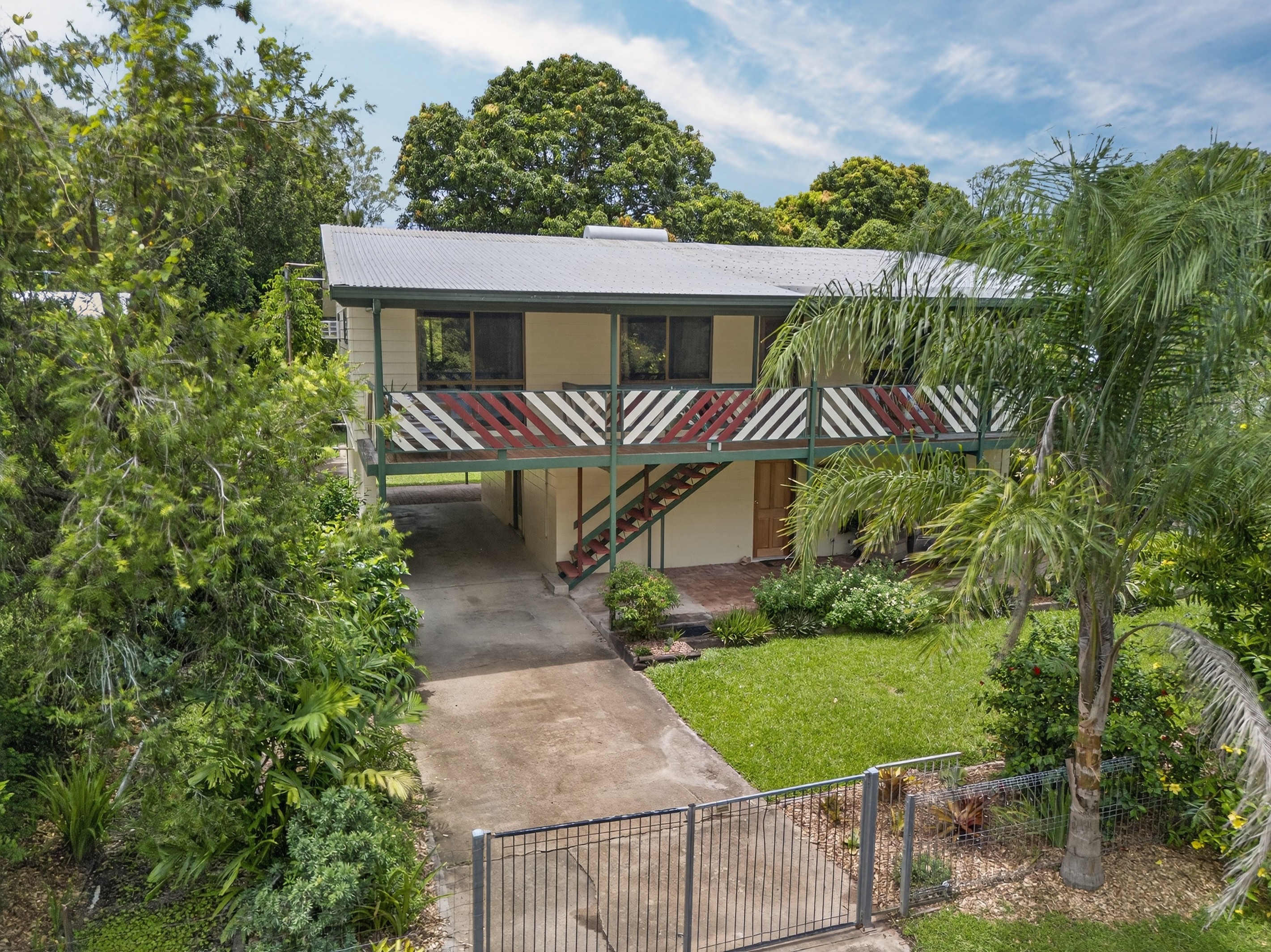 11 Herald Street, Toomulla, QLD 4816