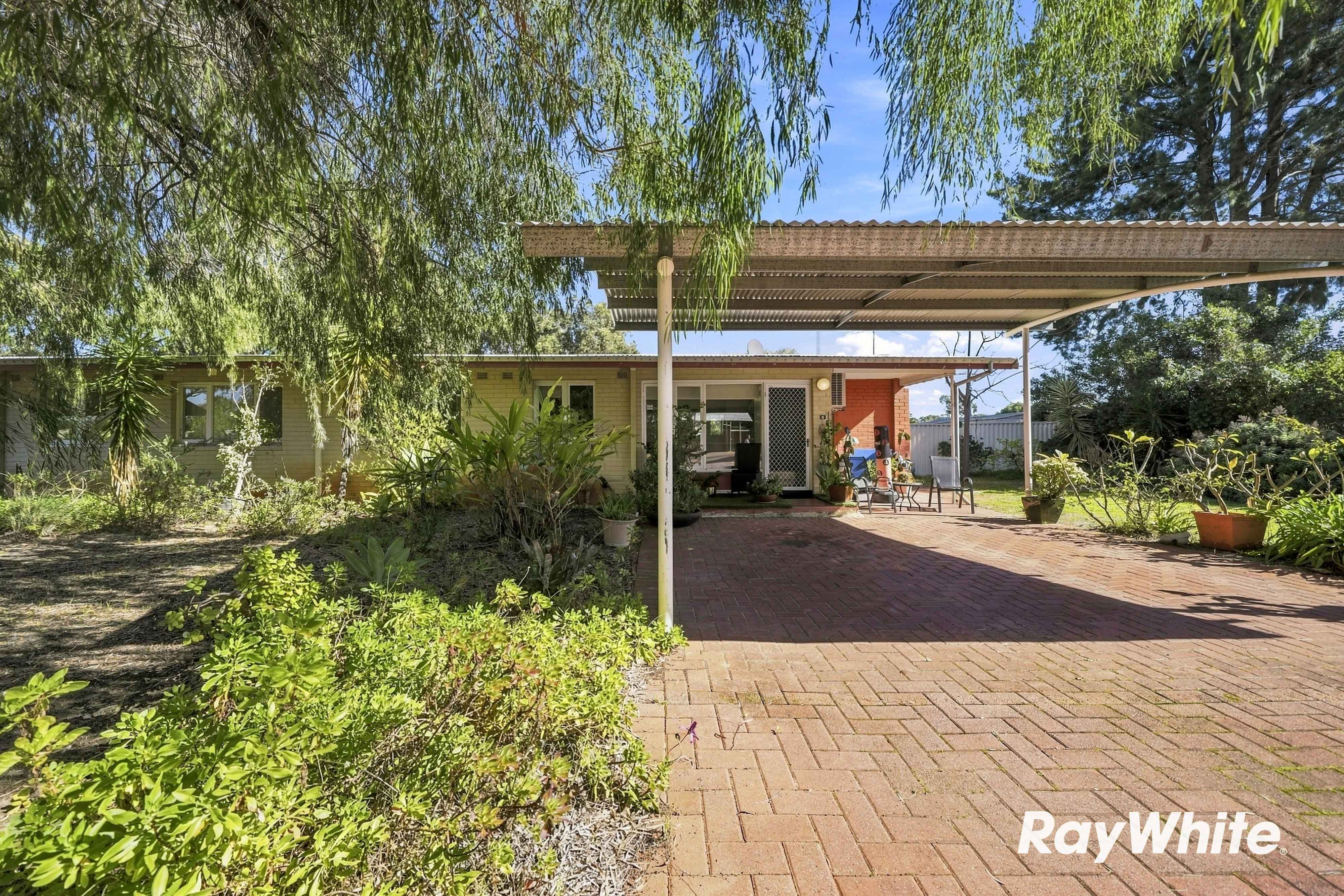 6/43 Golders Way — photo 4 of 25
