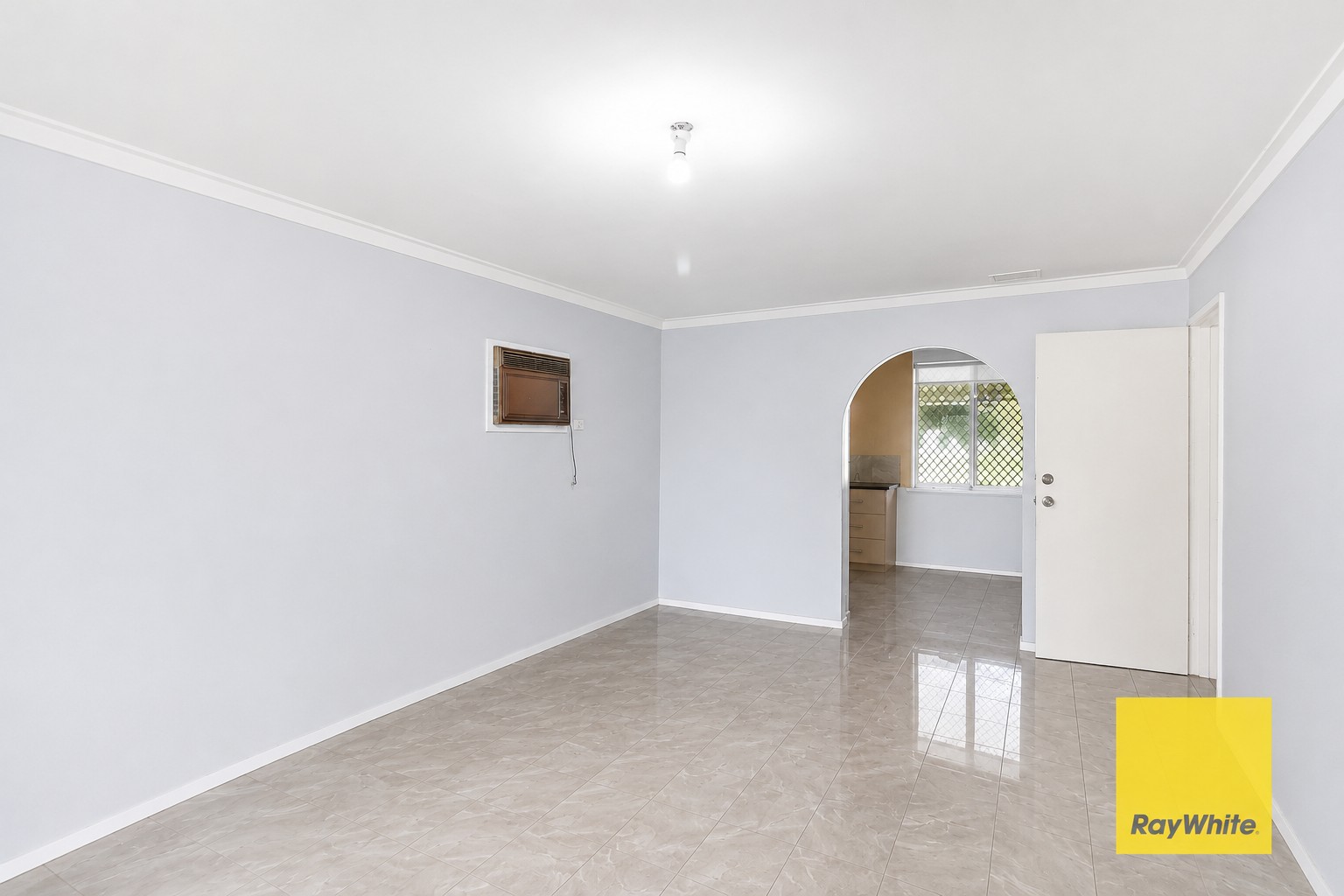7 Calvert Way, Girrawheen, WA 6064