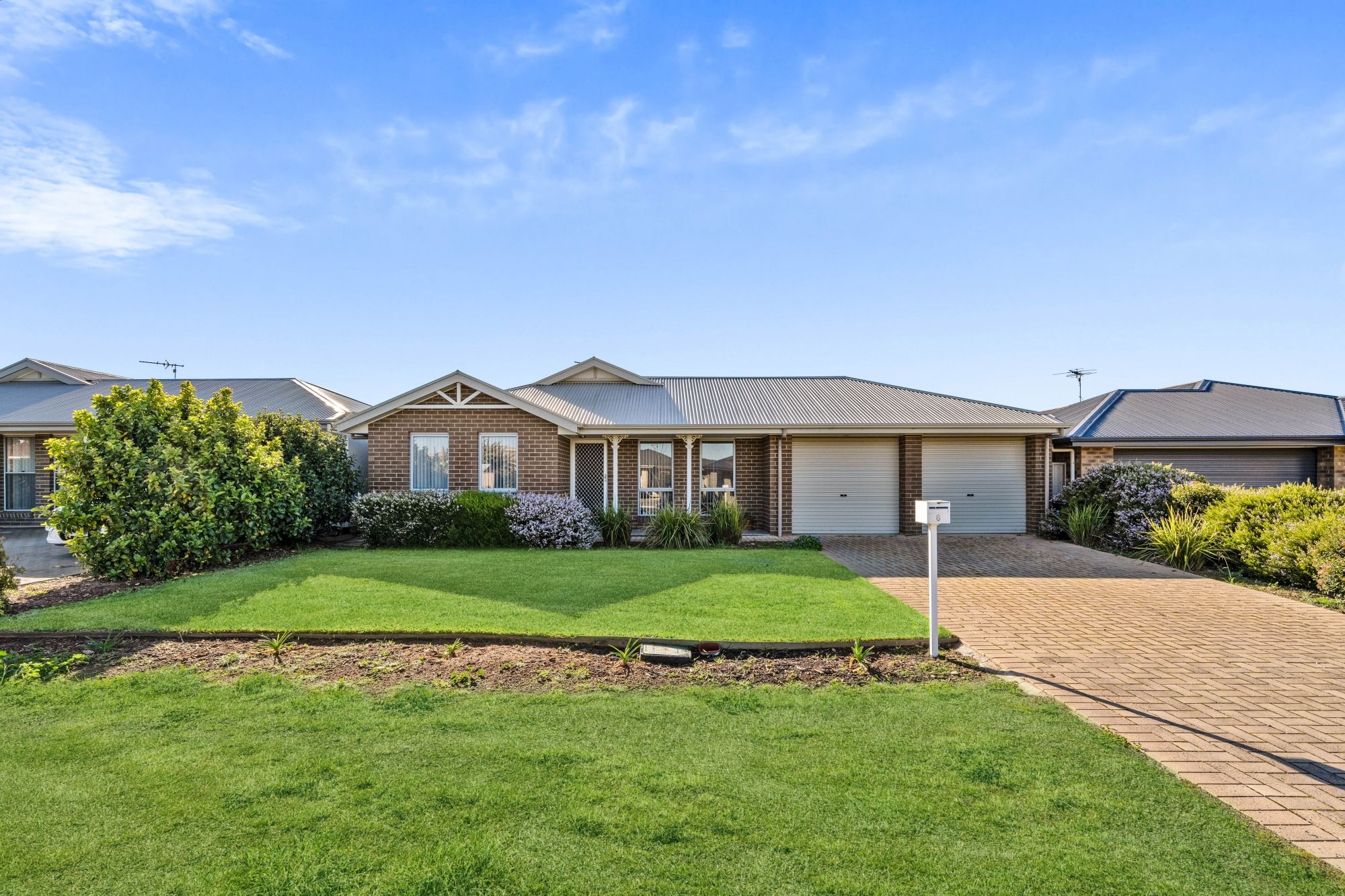 8 Sir John Cowan Avenue, Murray Bridge, SA 5253 Sold House Ray