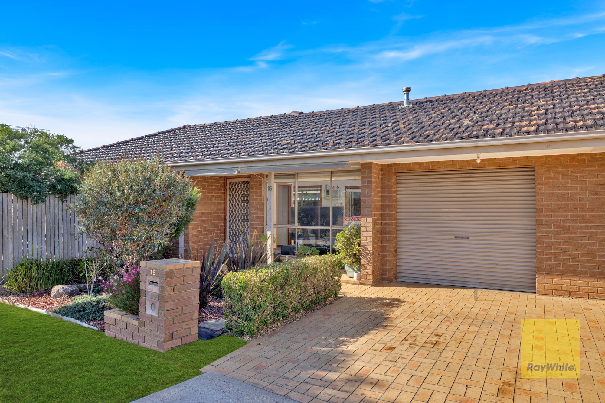 16 Irvine Court, Altona Meadows VIC 3028