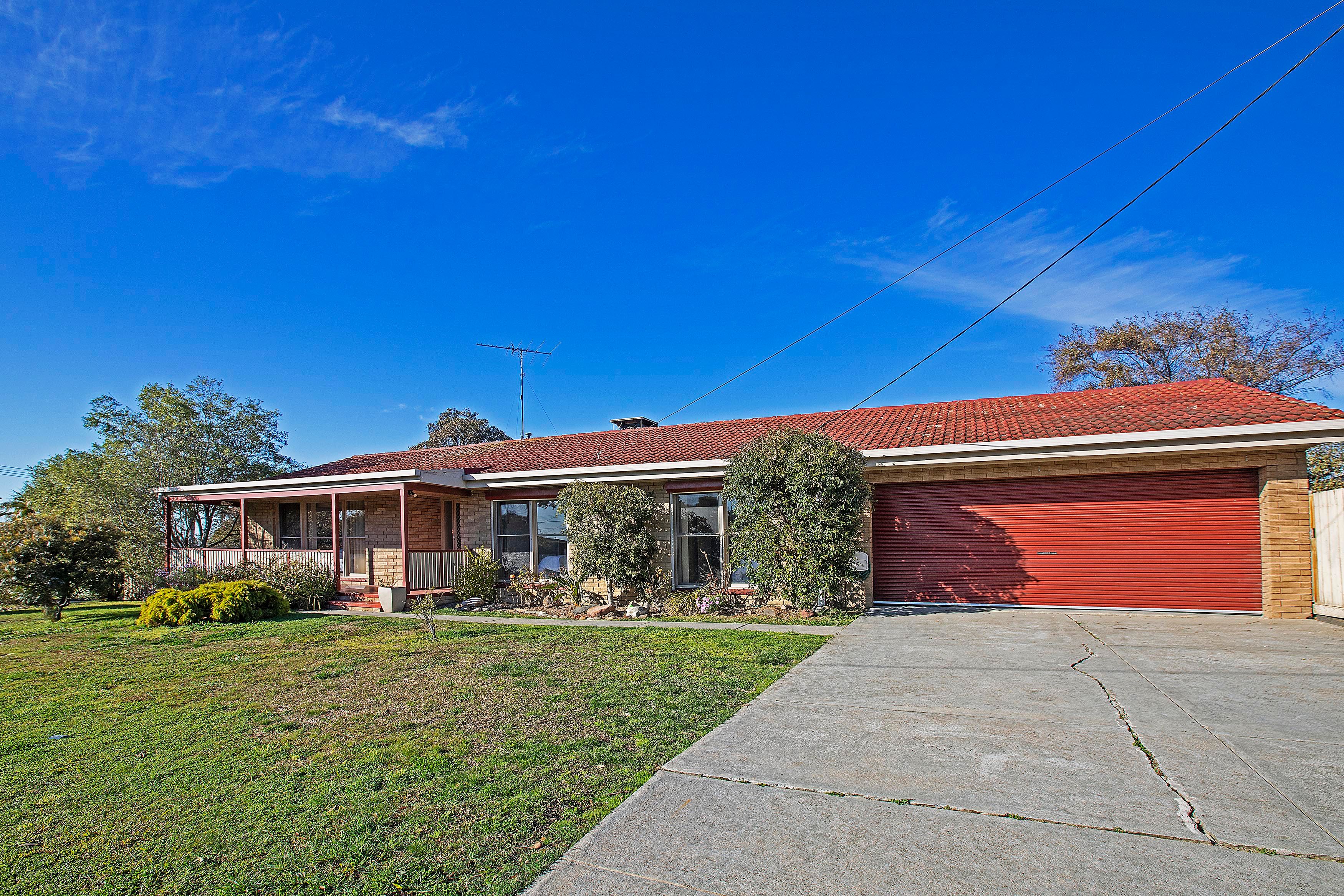8 Ryong Street, Grovedale, VIC 3216