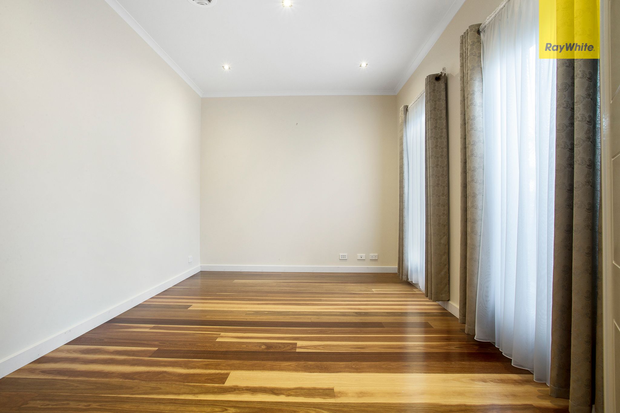 2 Burrill Court, Taylors Hill, VIC 3037