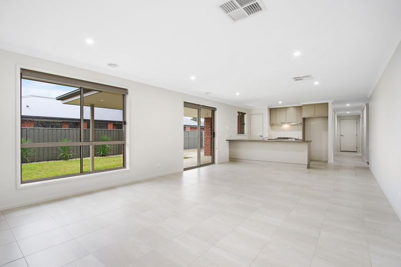55 Wellington Drive, Thurgoona, NSW 2640