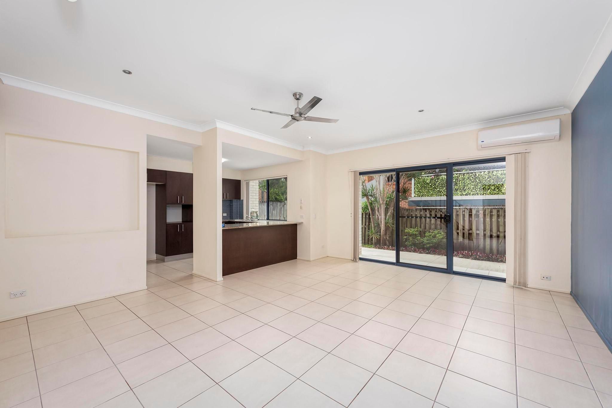 7/170 Whiting Street, Labrador, QLD 4215