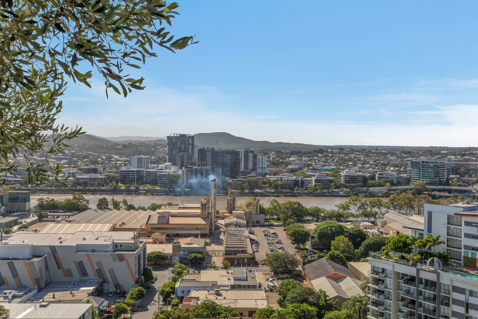 1411/4 Edmondstone Street, South Brisbane