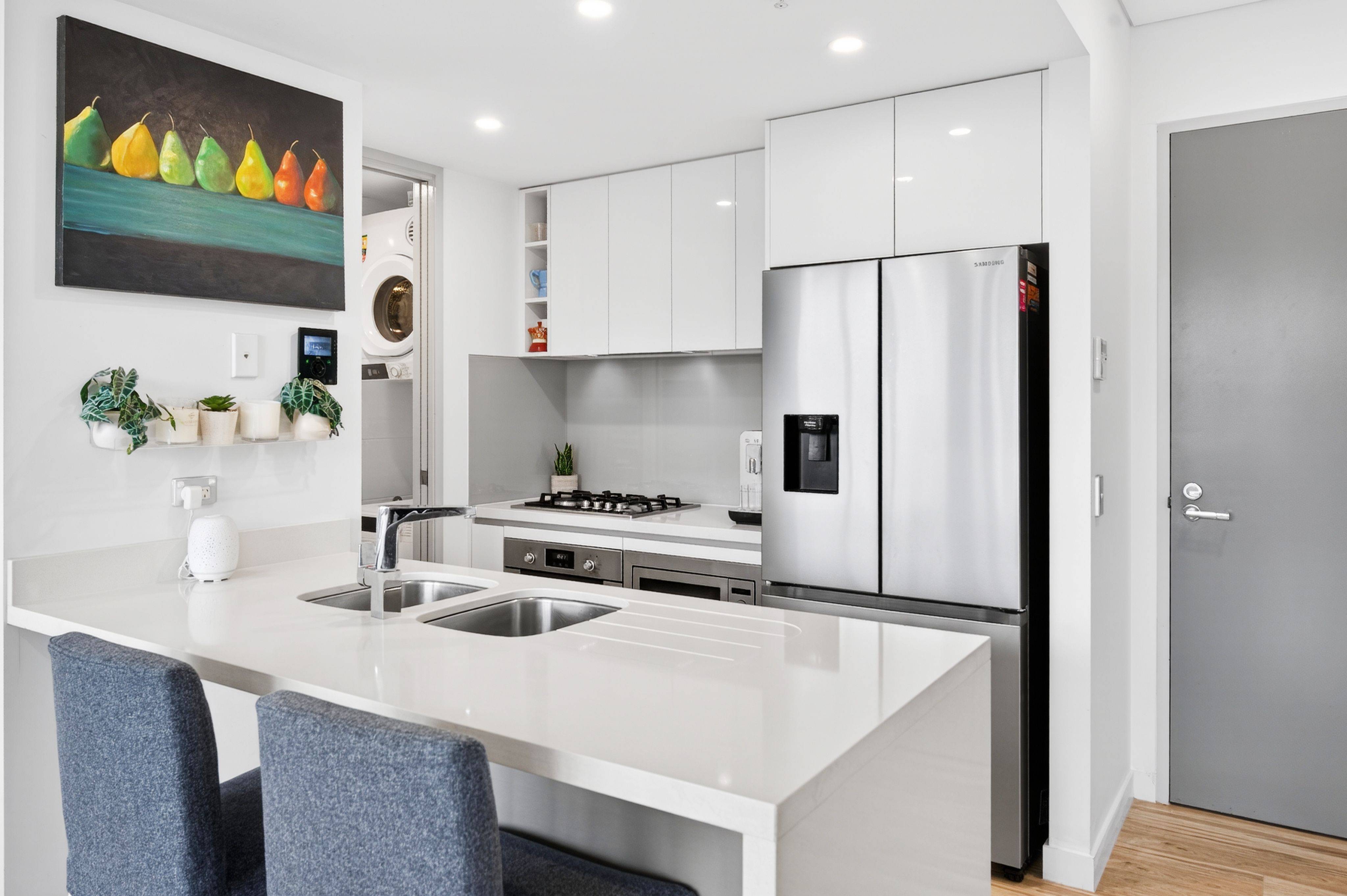 601/2 Como Crescent, Southport, QLD 4215