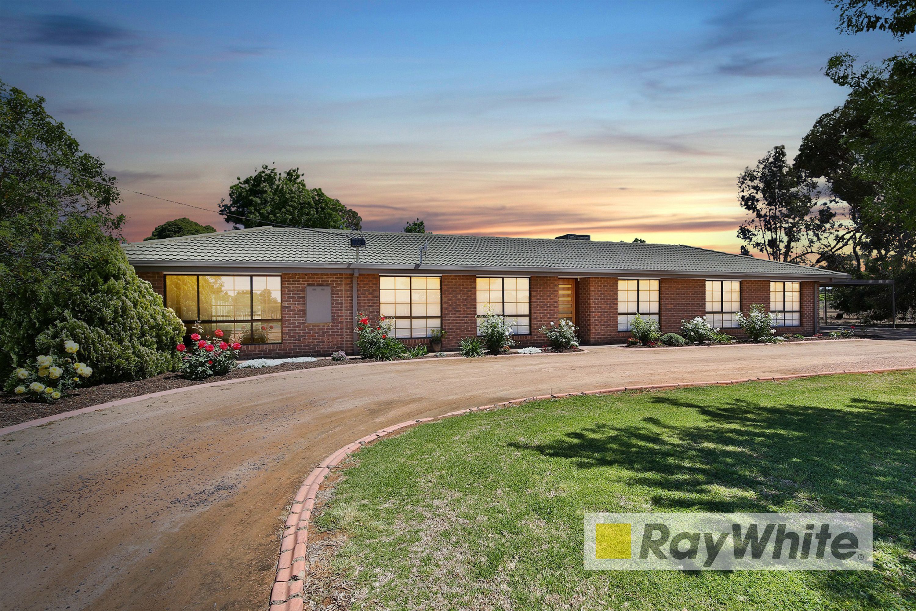 490 Cureton Avenue, Nichols Point, VIC 3501