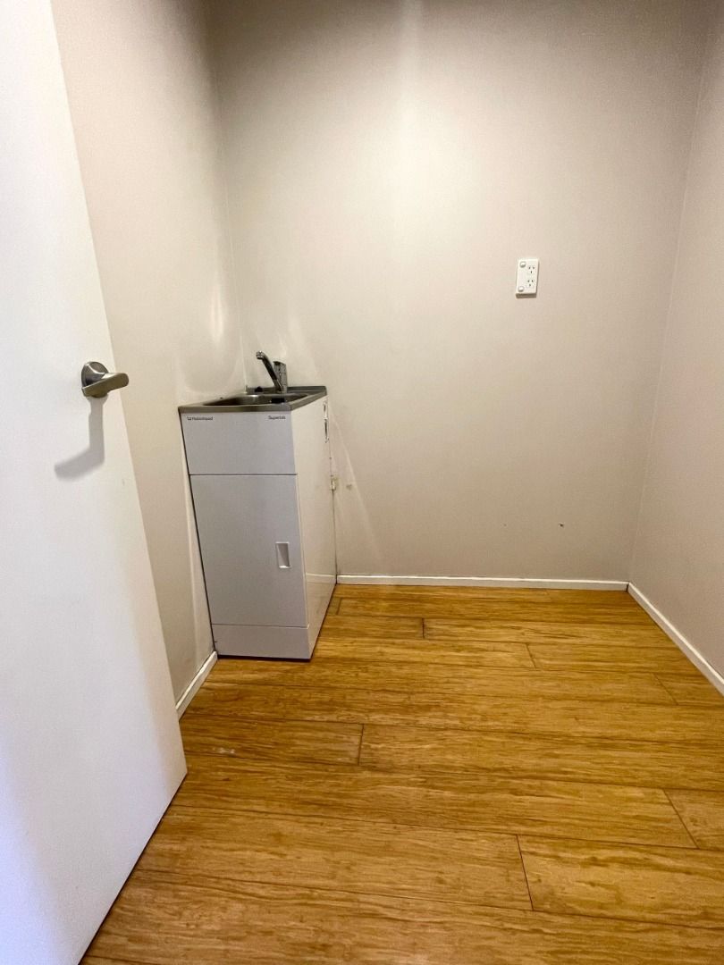 A/988 East Coast Road, Northcross, North Shore City