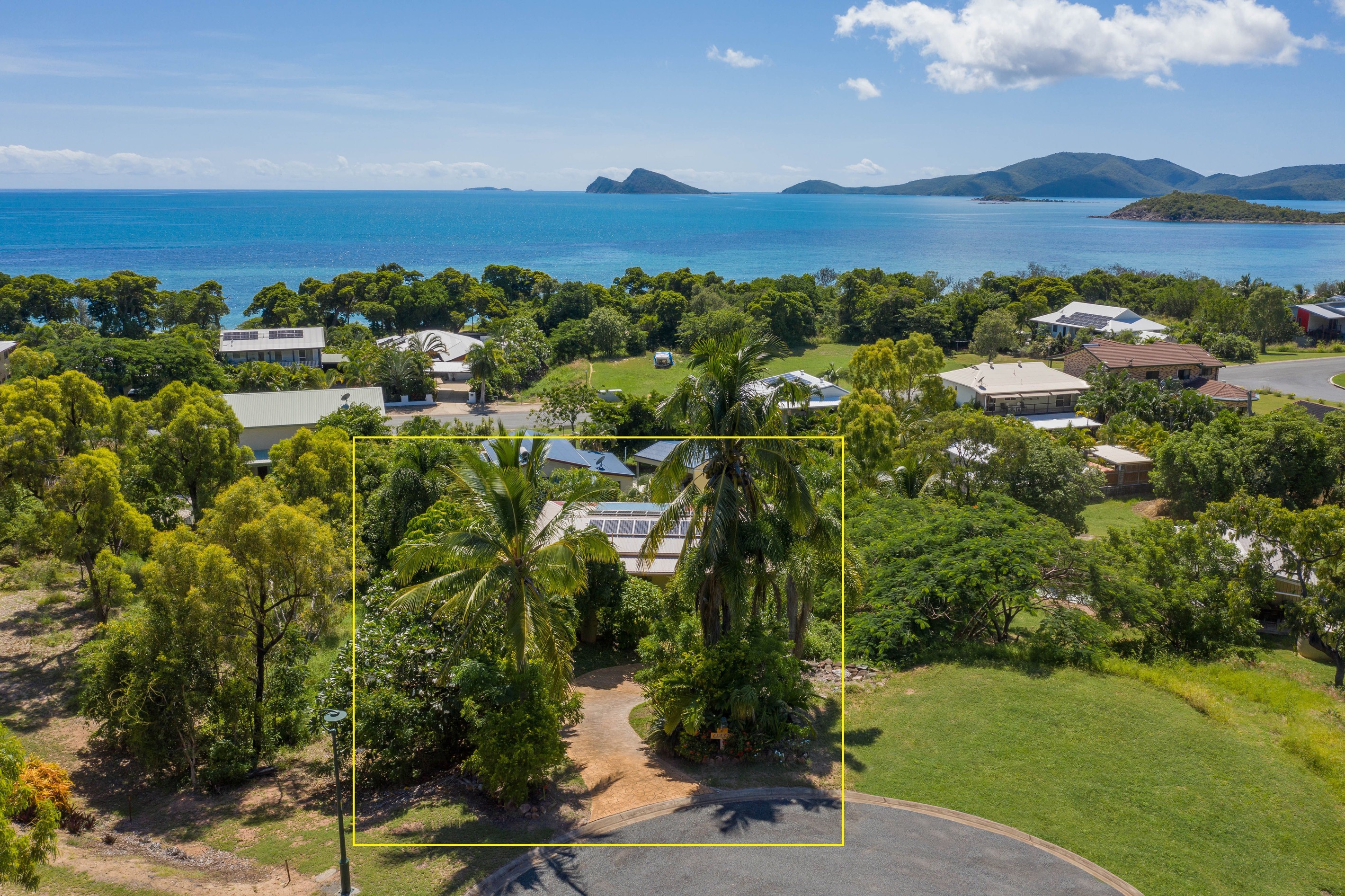 3 Rattray Avenue, Hideaway Bay, QLD 4800