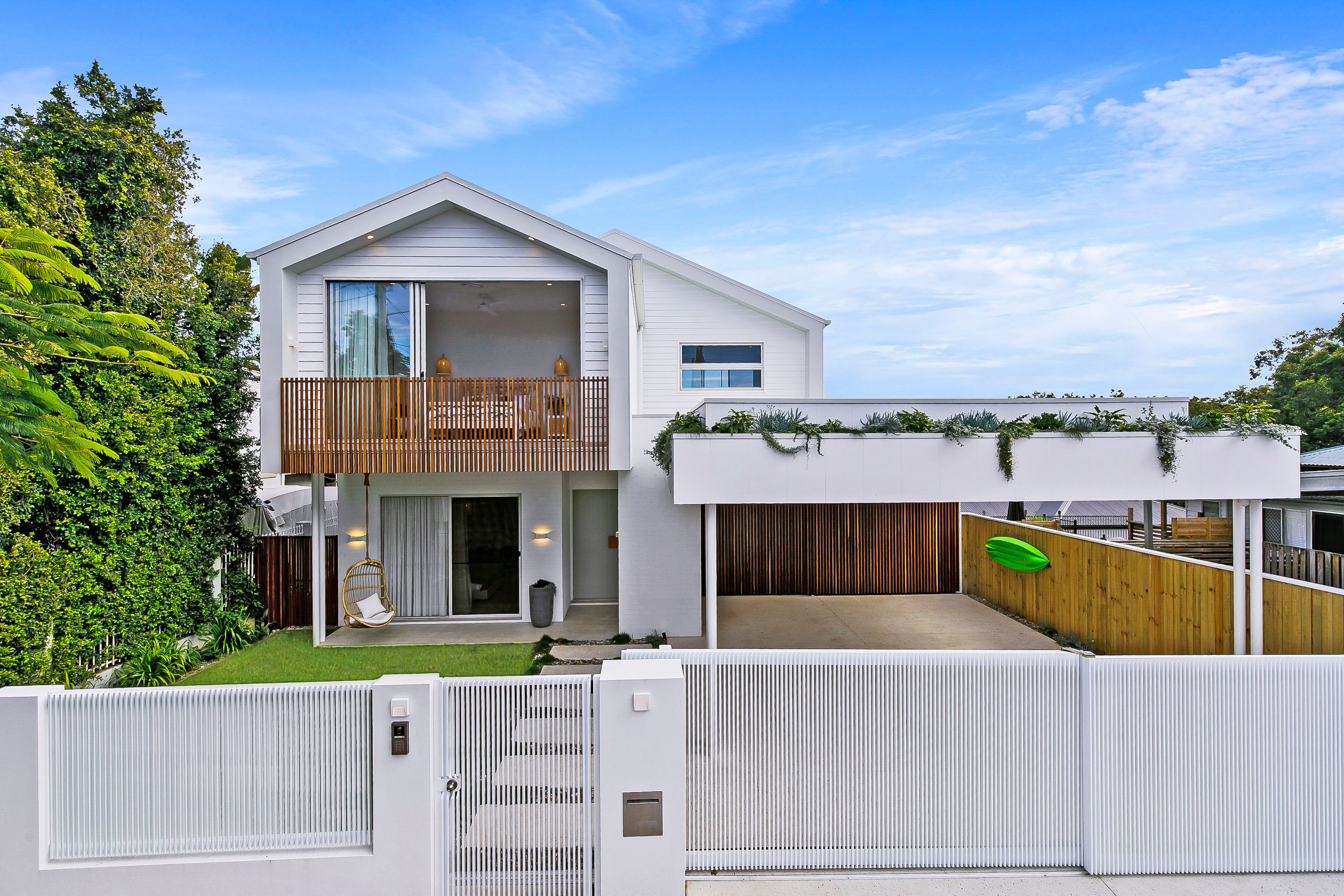 12 Main Road, Wellington Point QLD 4160