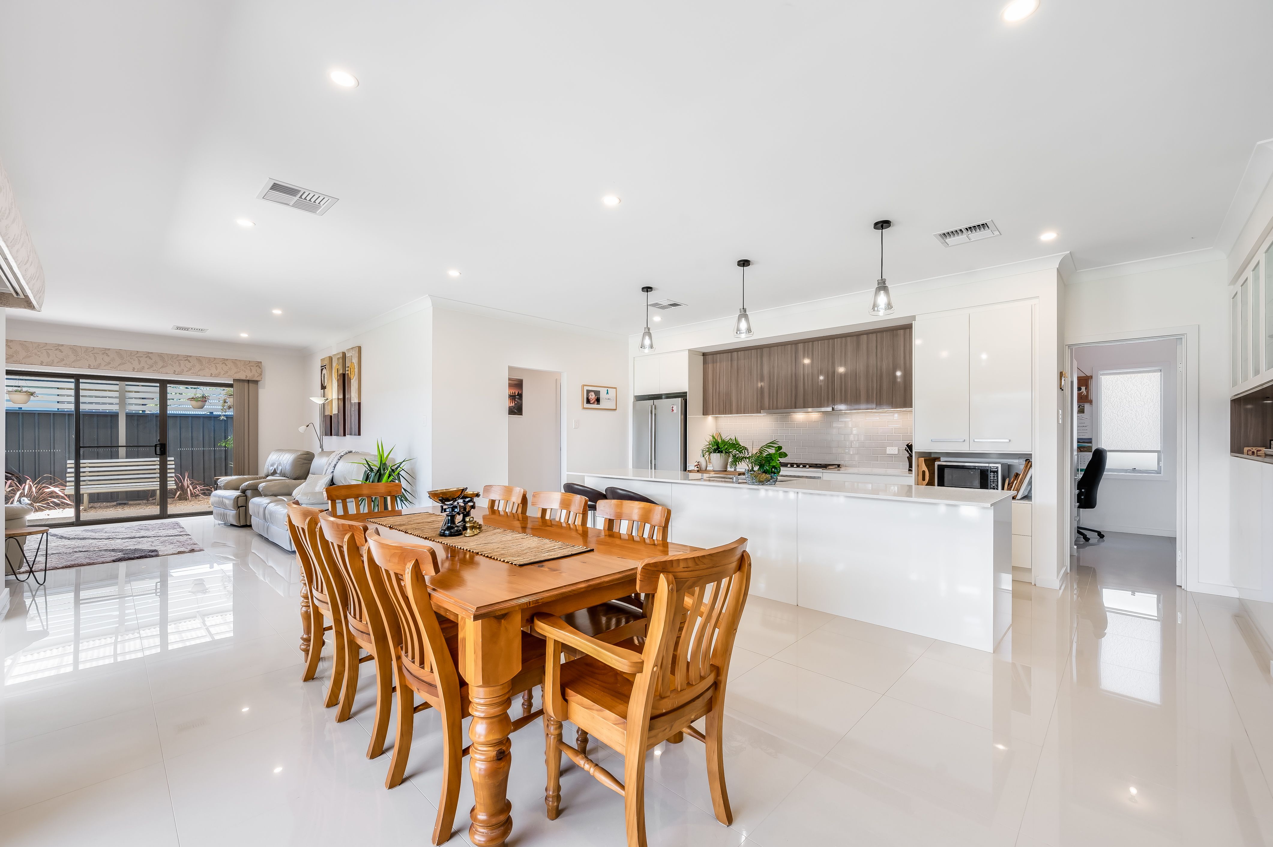 11 Greenfield Street, Hindmarsh Valley, SA 5211 Sold House Ray