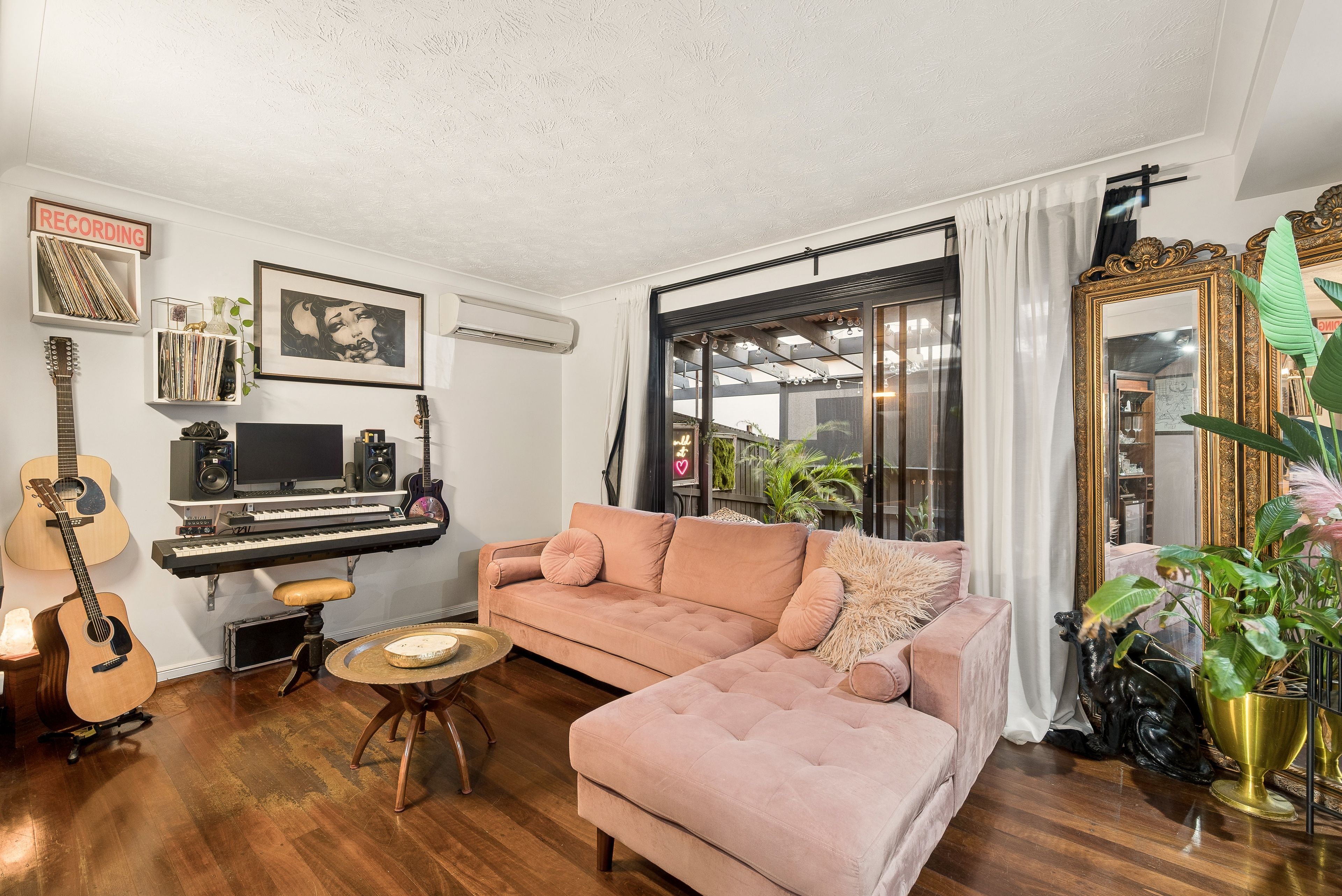 4/12 Rosina Street, Kangaroo Point, QLD 4169