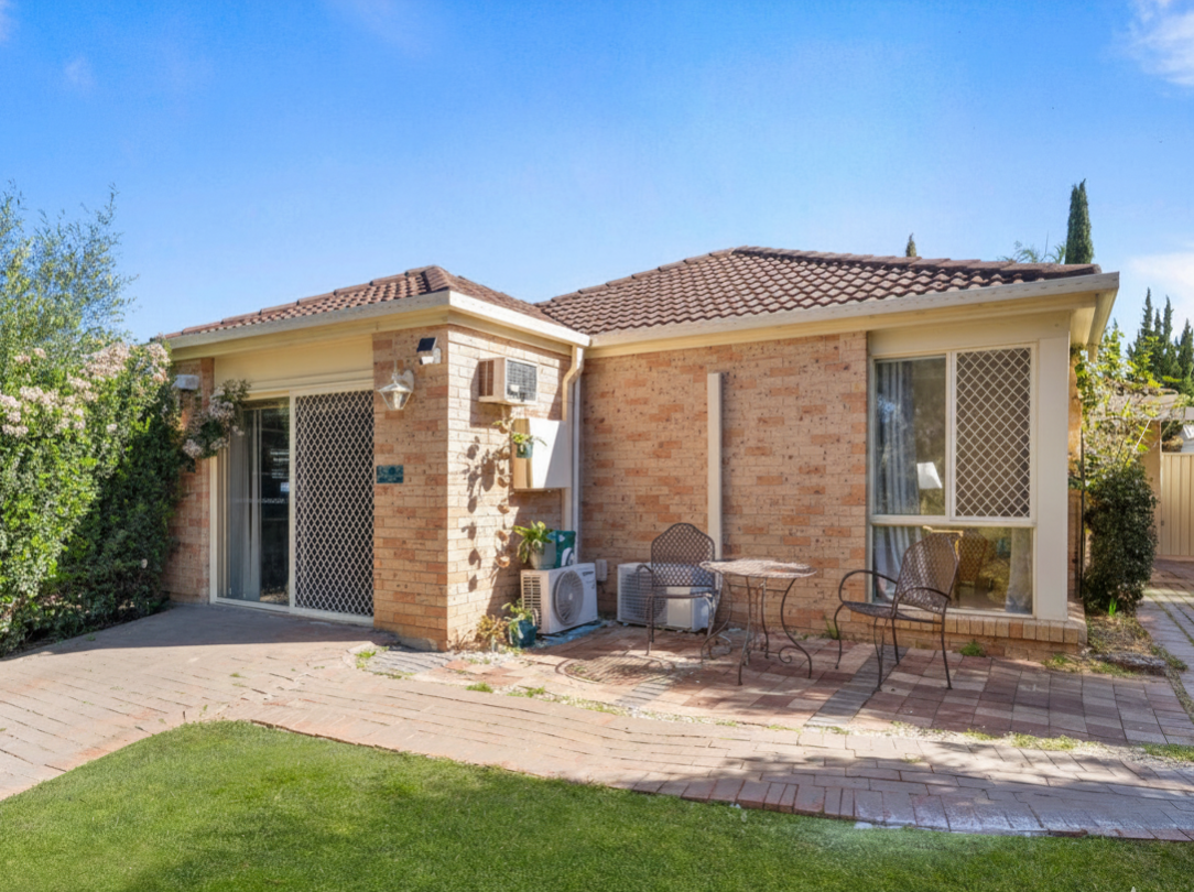 4B Kylie Way, Casula, NSW 2170