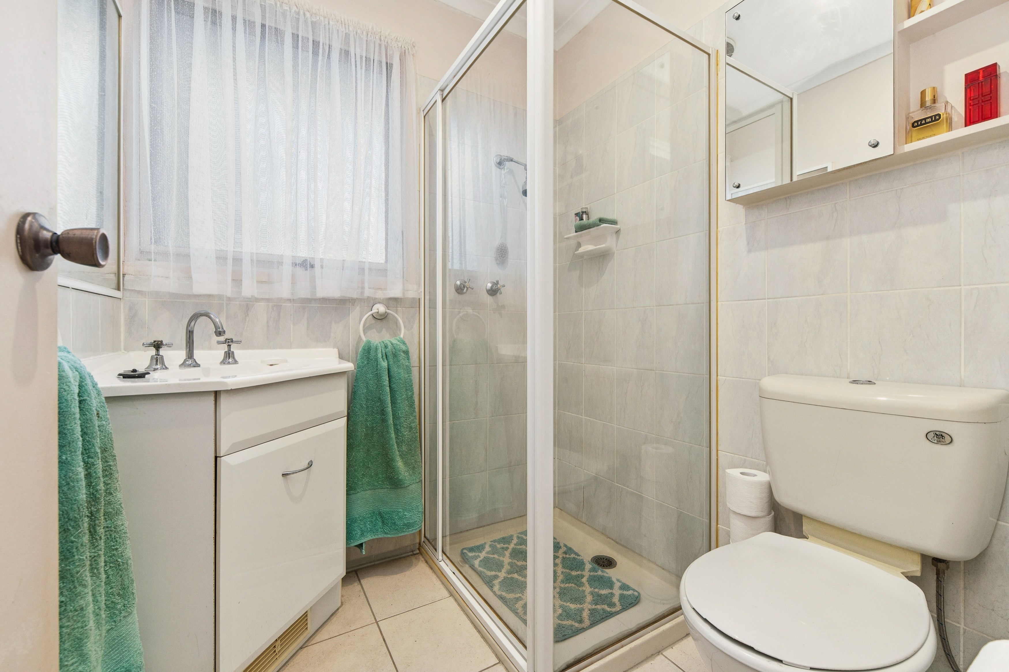 19 Dunsterville Crescent — photo 14 of 17