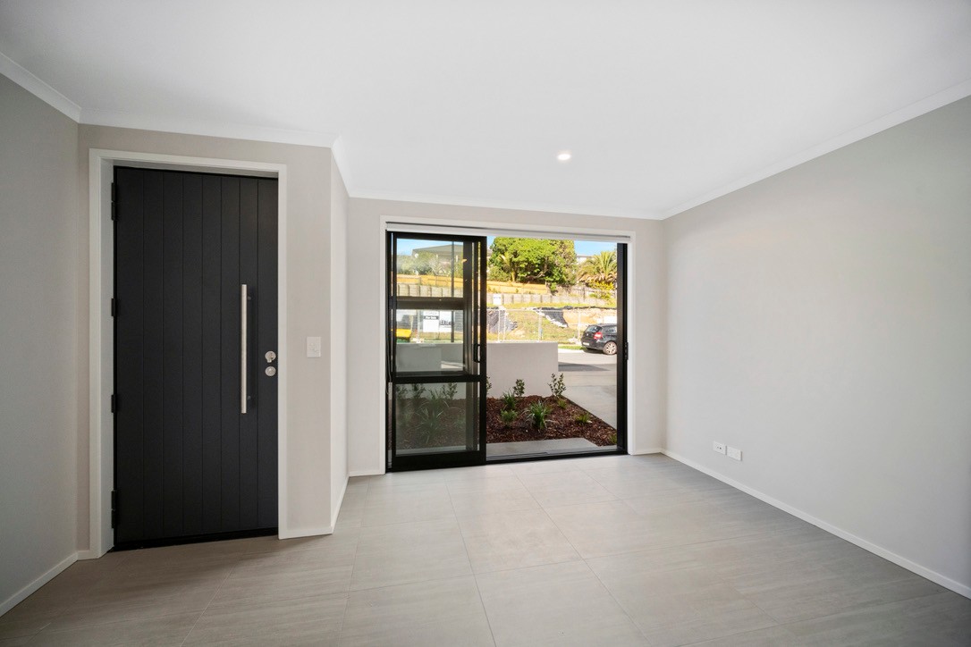 5 Seafarer Crescent, Stanmore Bay, Rodney