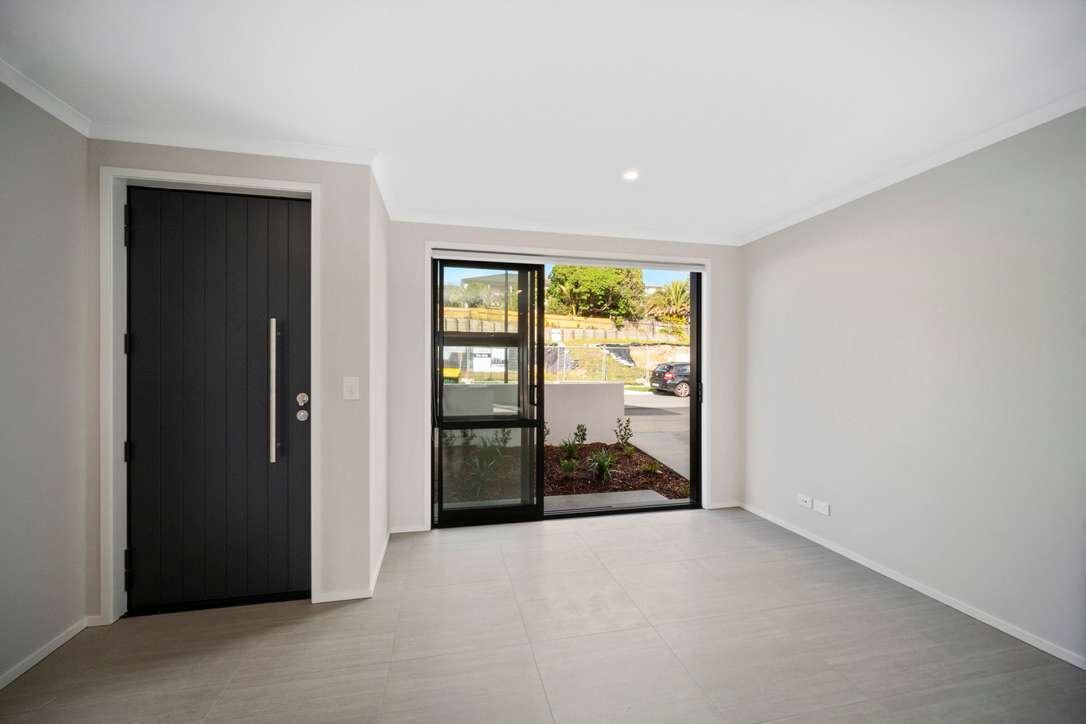 5 Seafarer Crescent photo 1