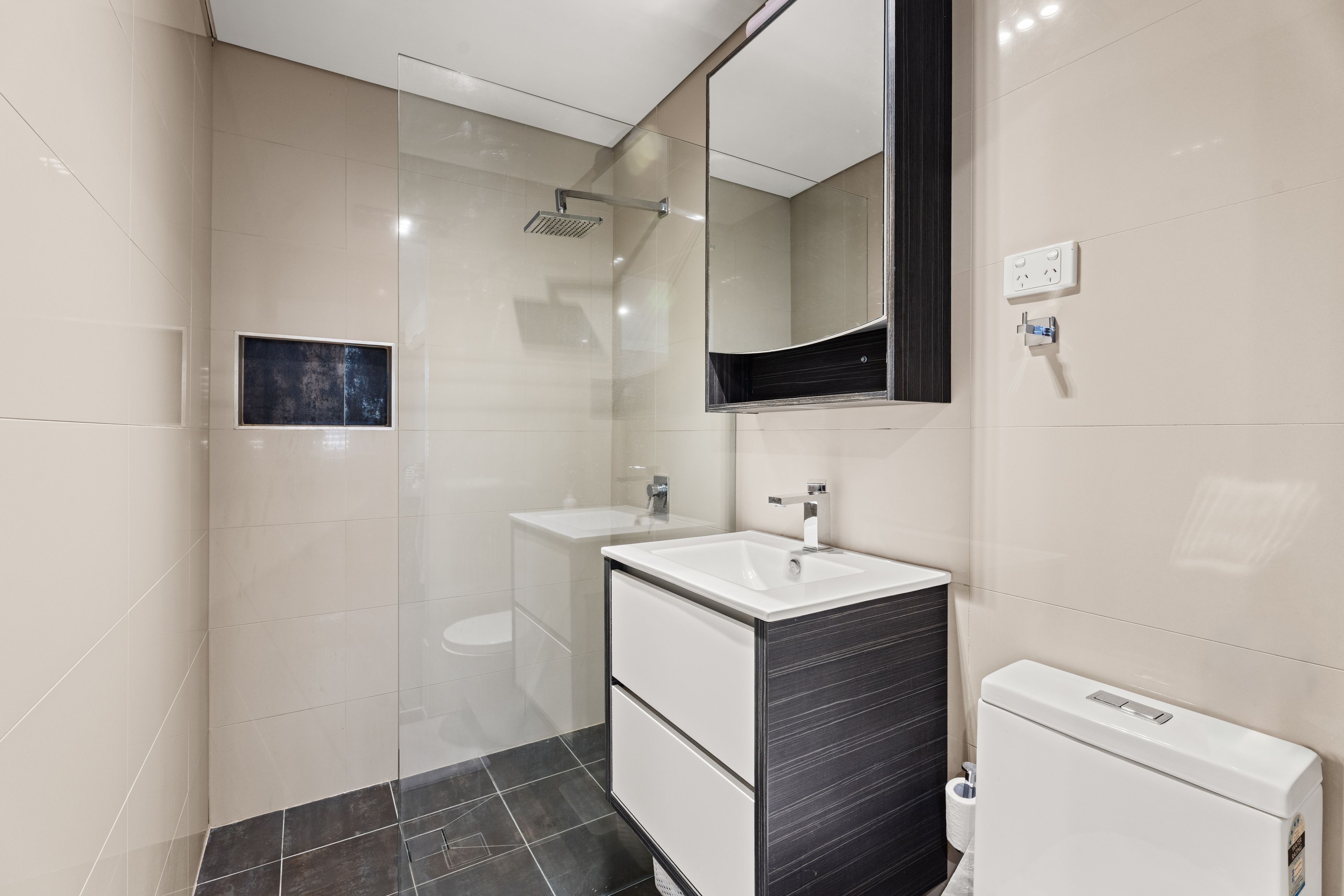 3 Longdon Close — photo 7 of 22