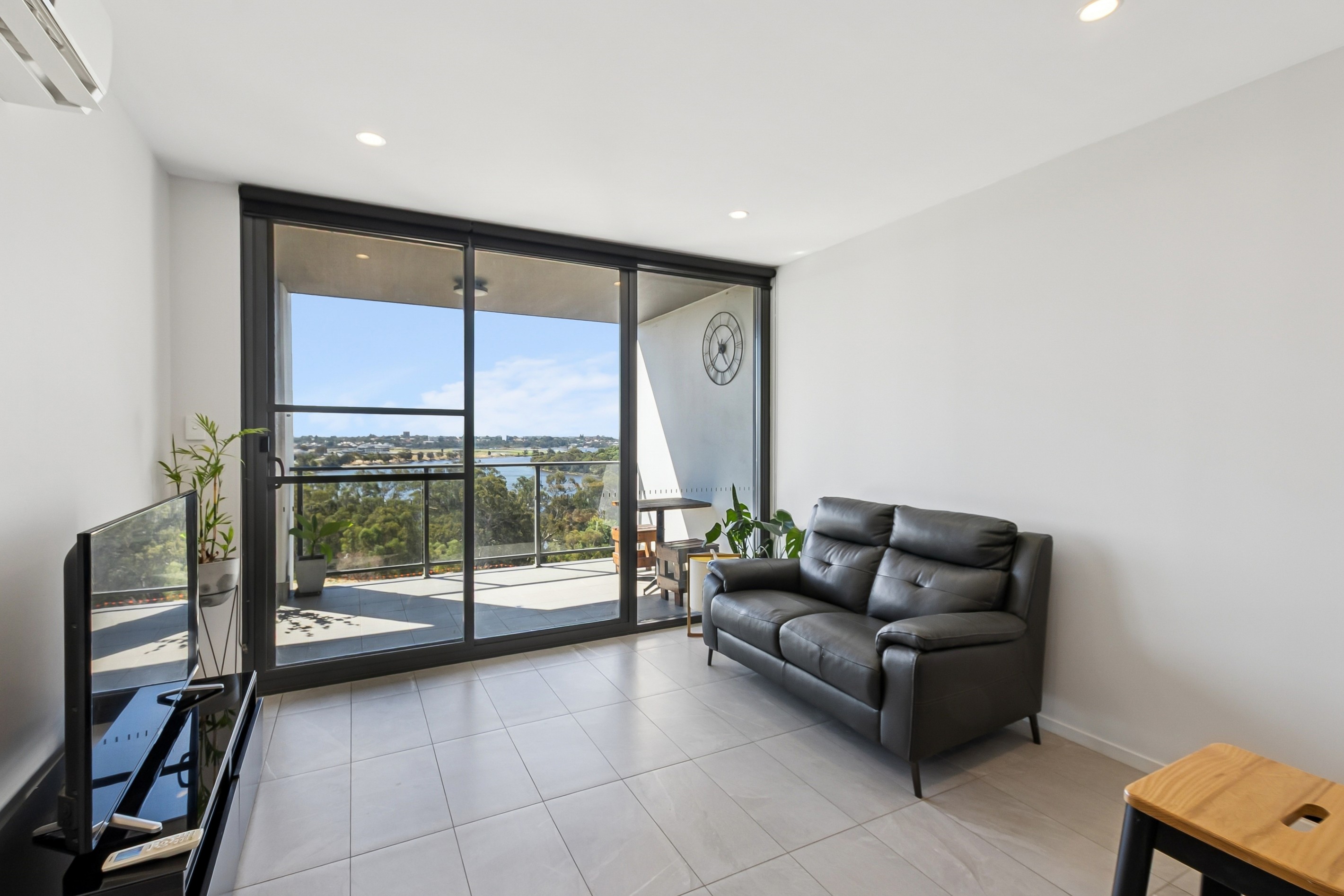 92/1 Rowe Avenue, Rivervale, WA 6103