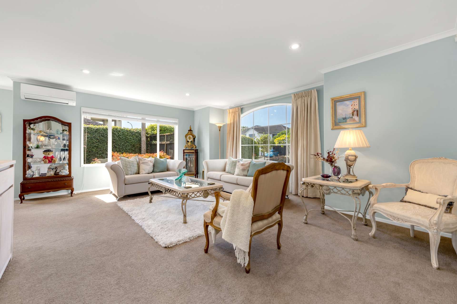 50 Cantora Avenue photo 1
