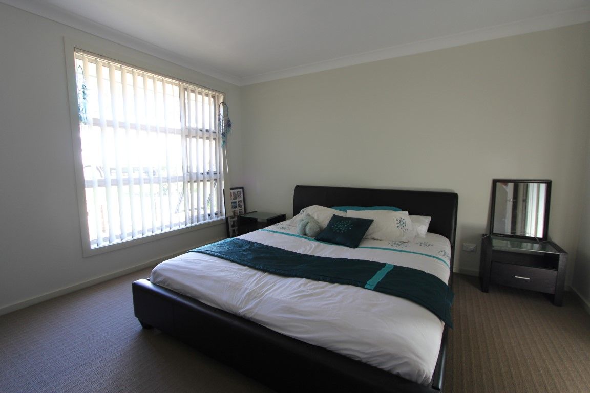 38 De 'Lisle Drive, Watanobbi, NSW 2259