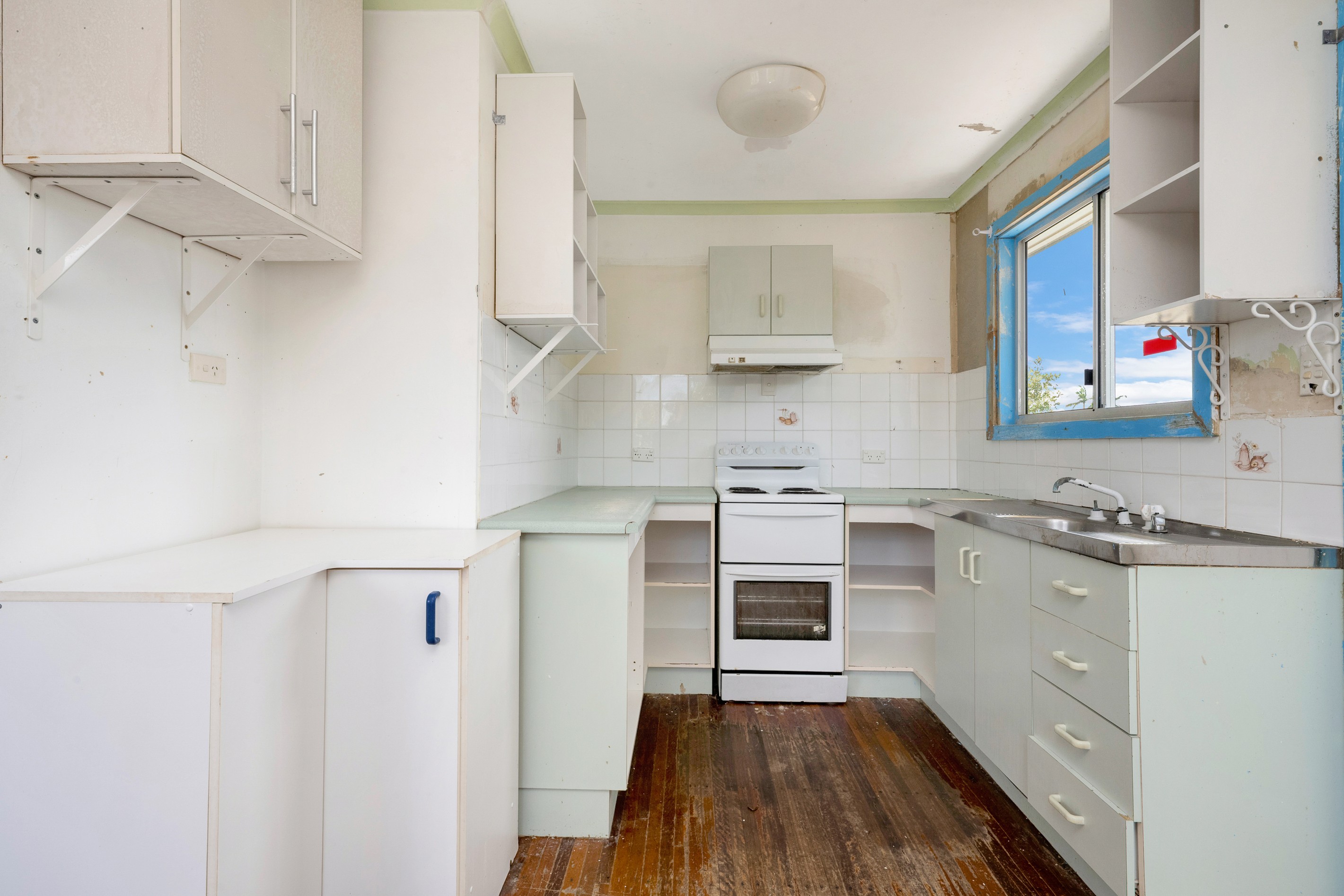 27 Frank Street, Kirwan, QLD 4817