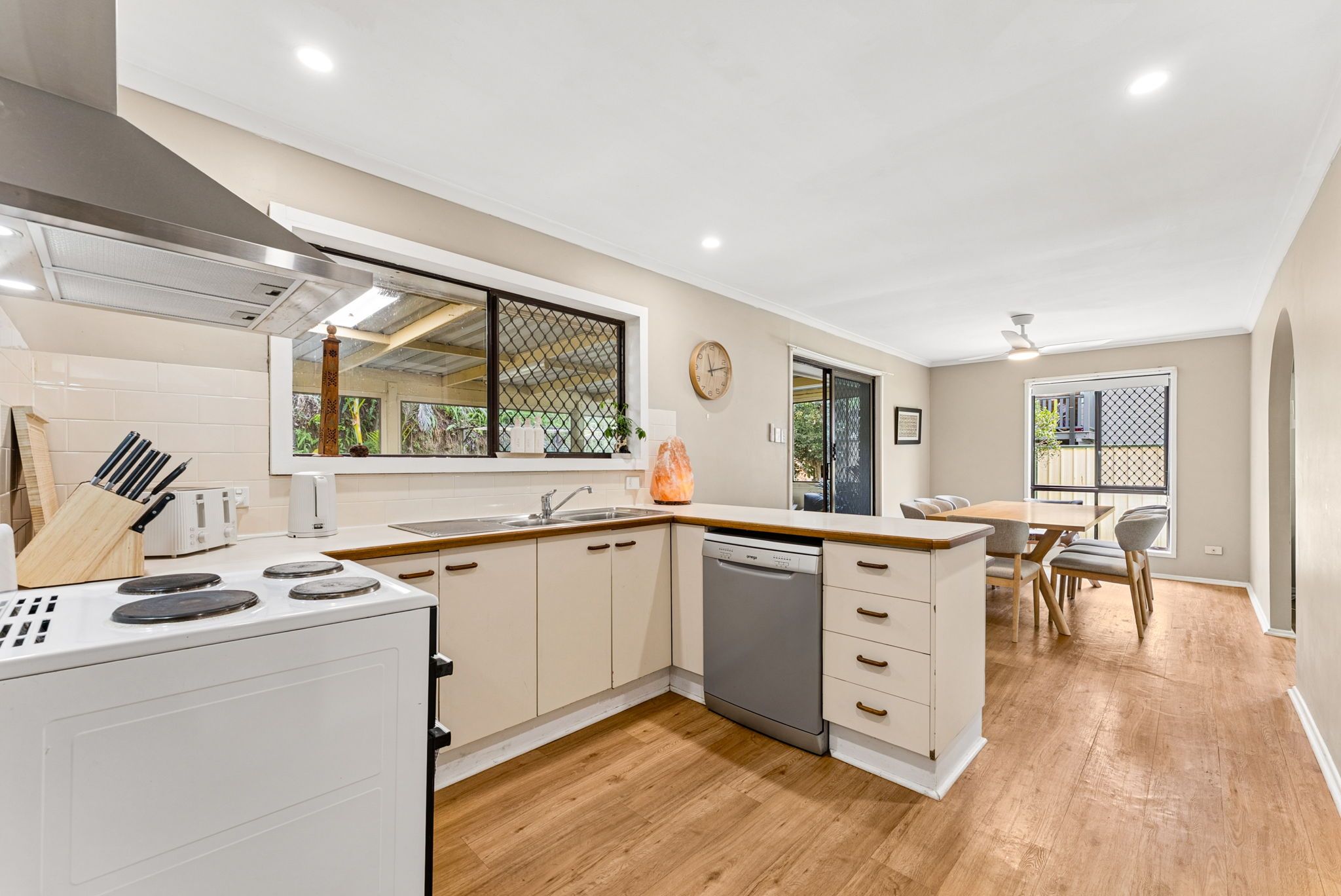 12 Parkview Street — photo 9 of 17