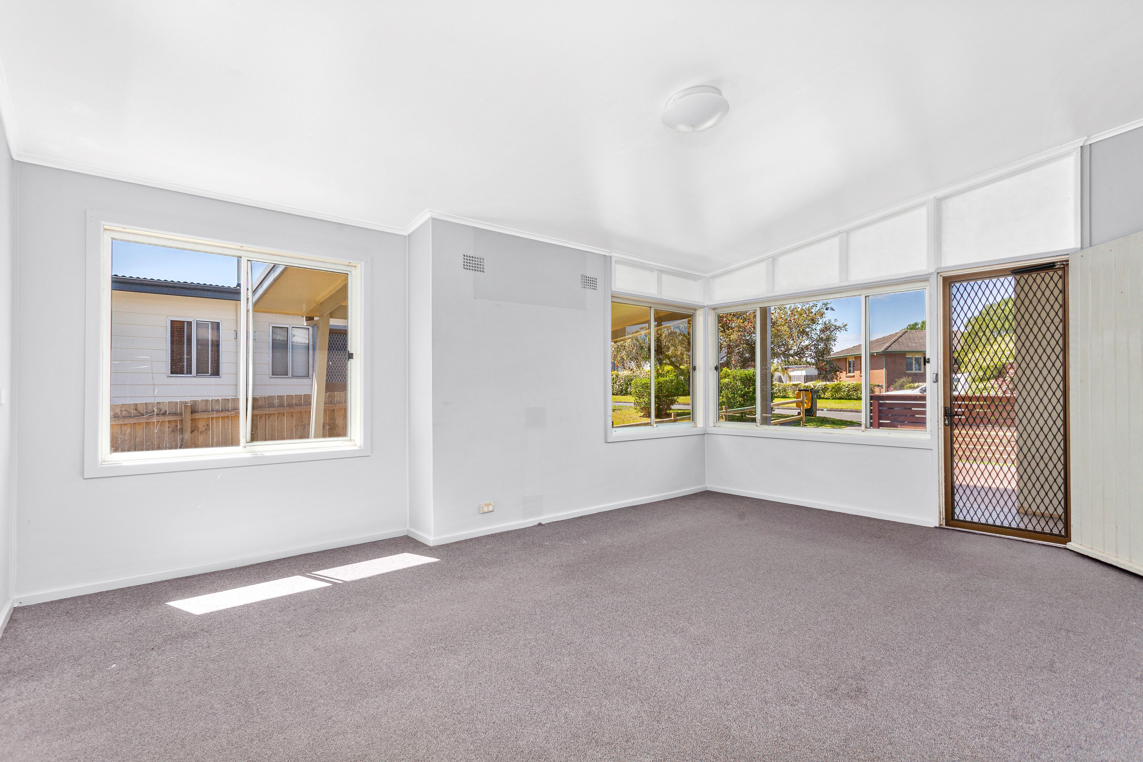 10 Provan Street, Barrack Heights, NSW 2528