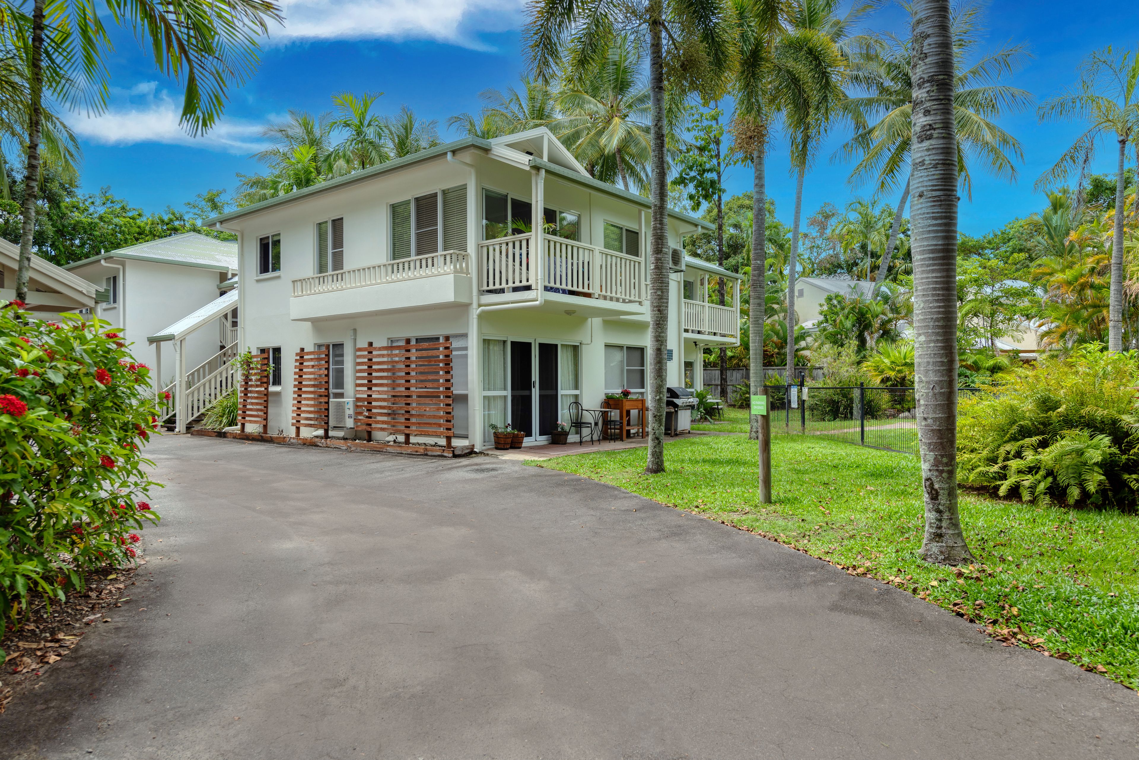 9 Morning Close, Port Douglas QLD 4877