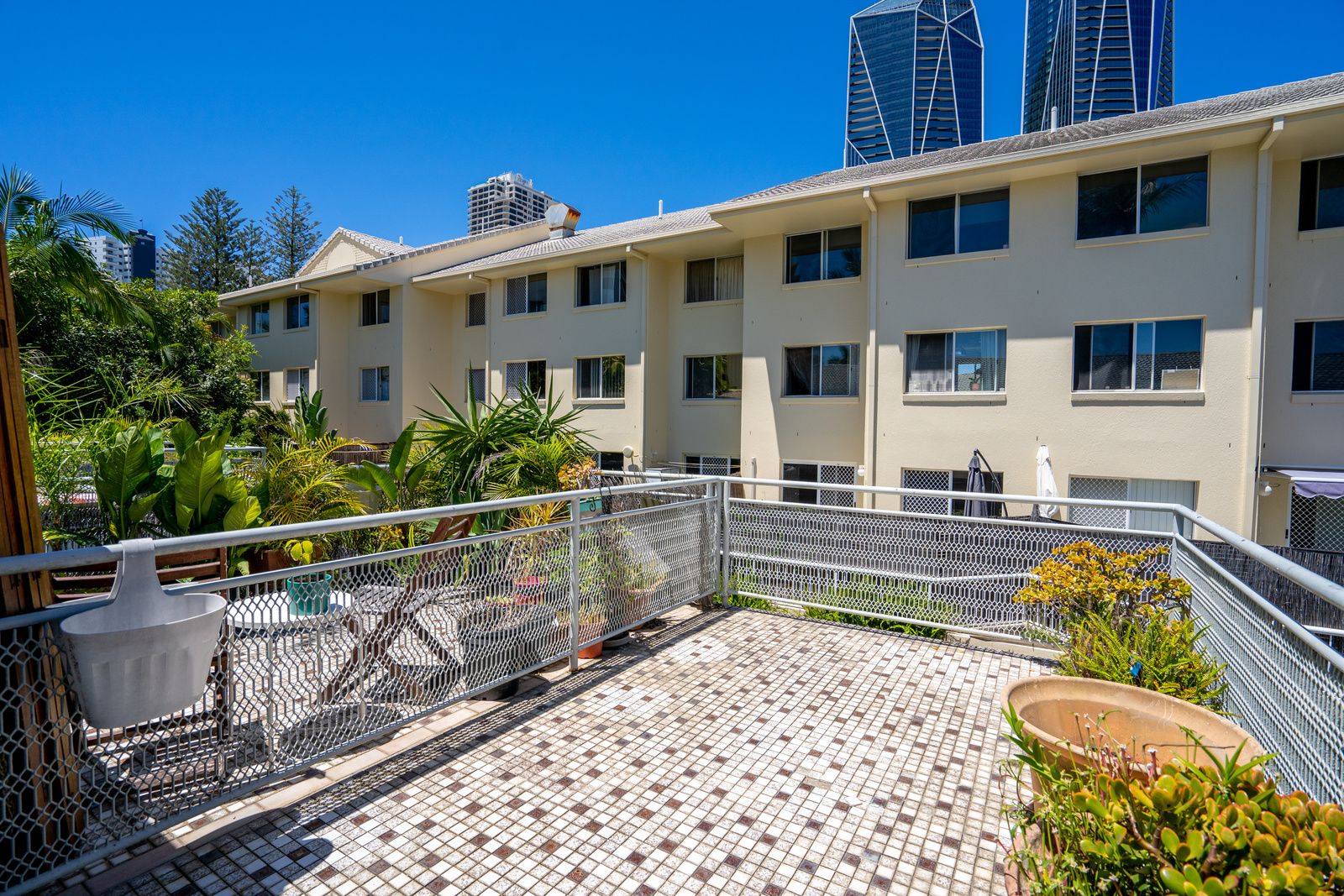 9/33 Wharf Road, Surfers Paradise, QLD 4217