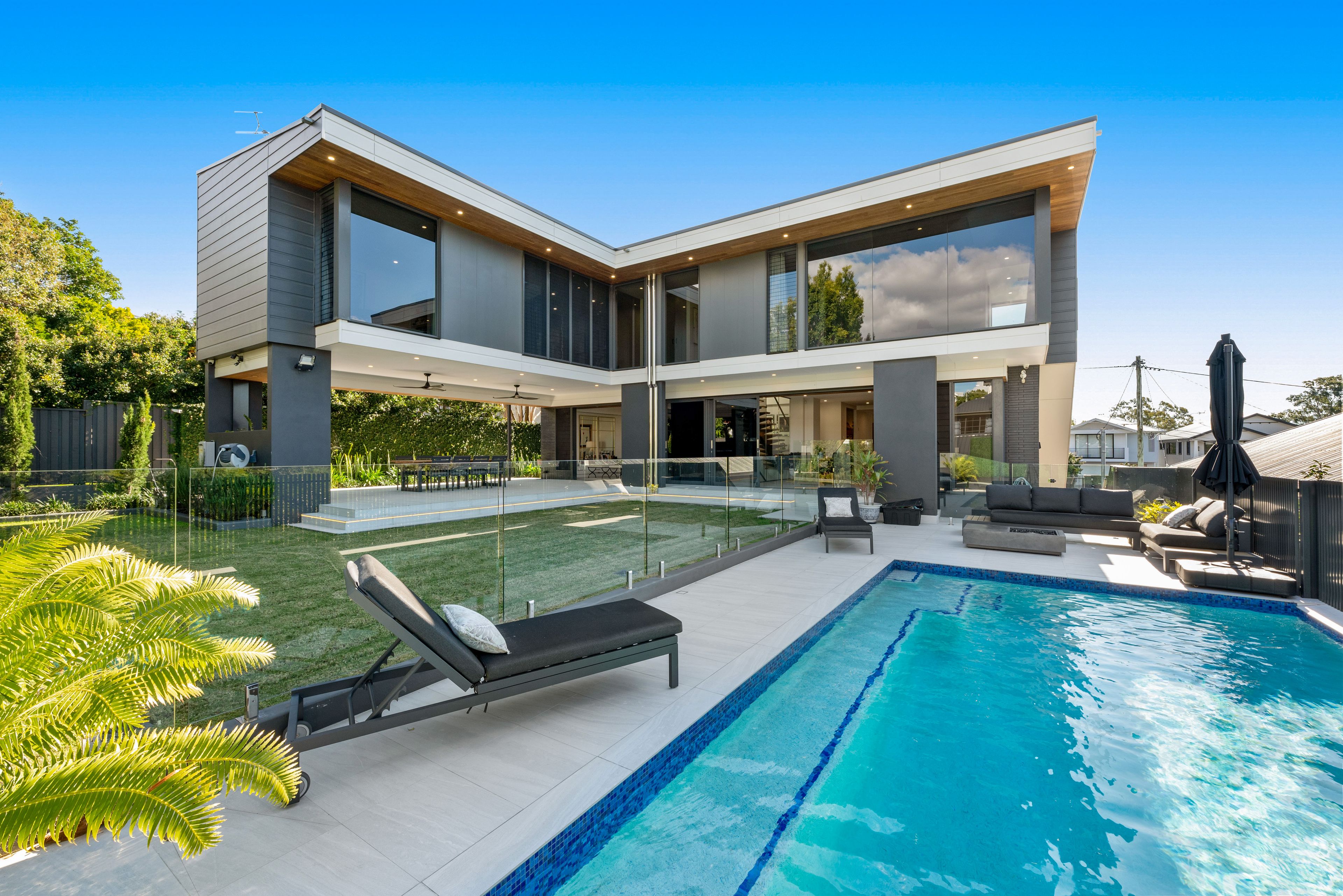 159 Sackville Street, Greenslopes QLD 4120