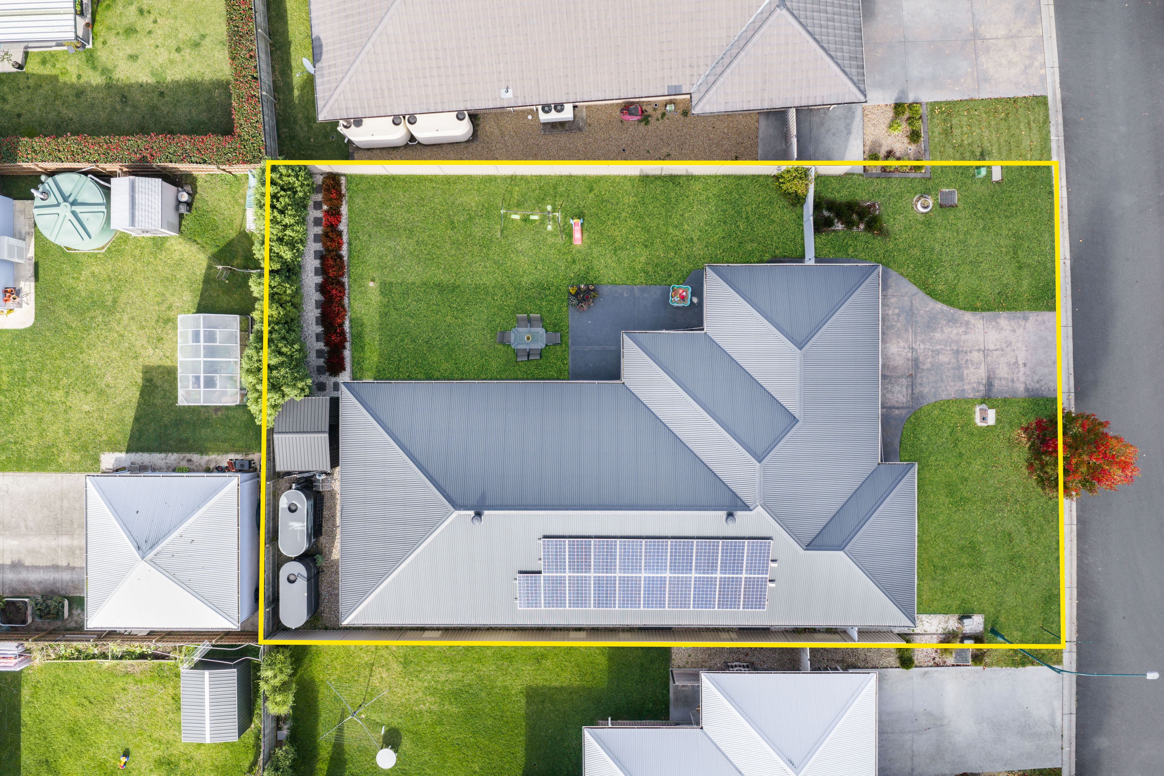 6 Bartholomew Way — photo 11 of 13
