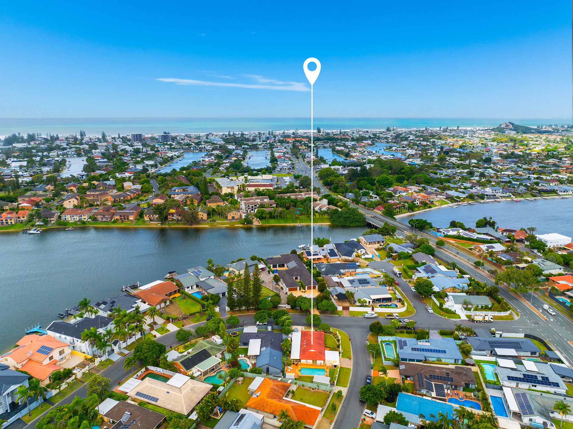 1 Mayra Court, Mermaid Waters, QLD 4218