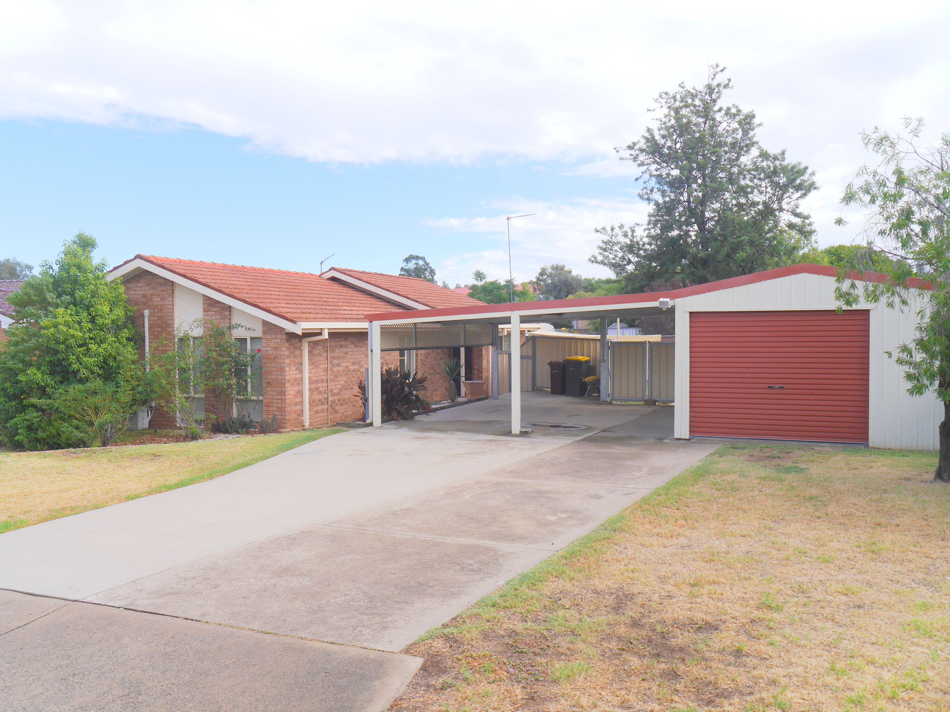 2 Echuca Place