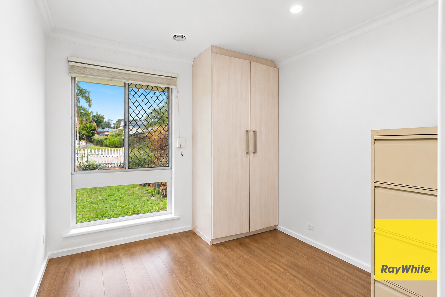 23 Althorne Way — photo 4 of 29