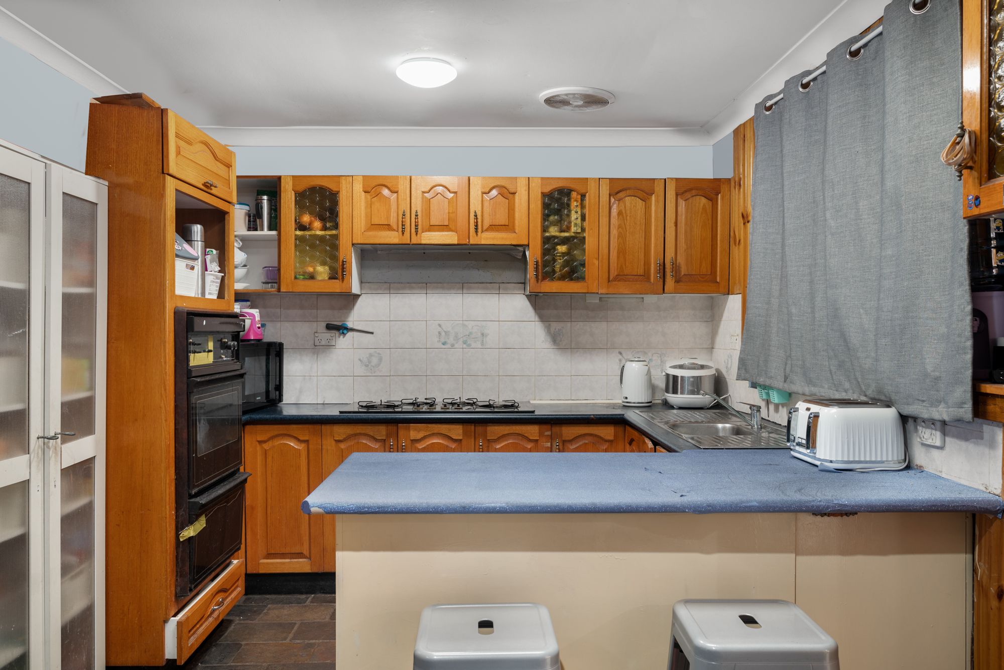 27 Fitzgibbon Lane, Rosemeadow, NSW 2560
