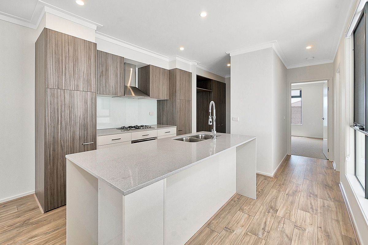 5 Johanna Way, Lyndhurst, VIC 3975