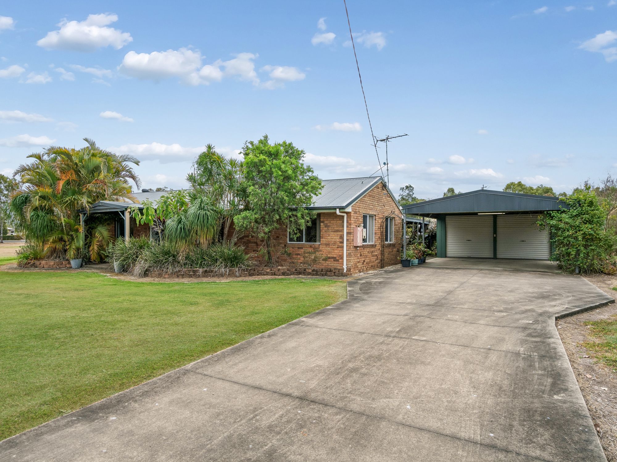 15 Azolla Court, Fernvale, QLD 4306
