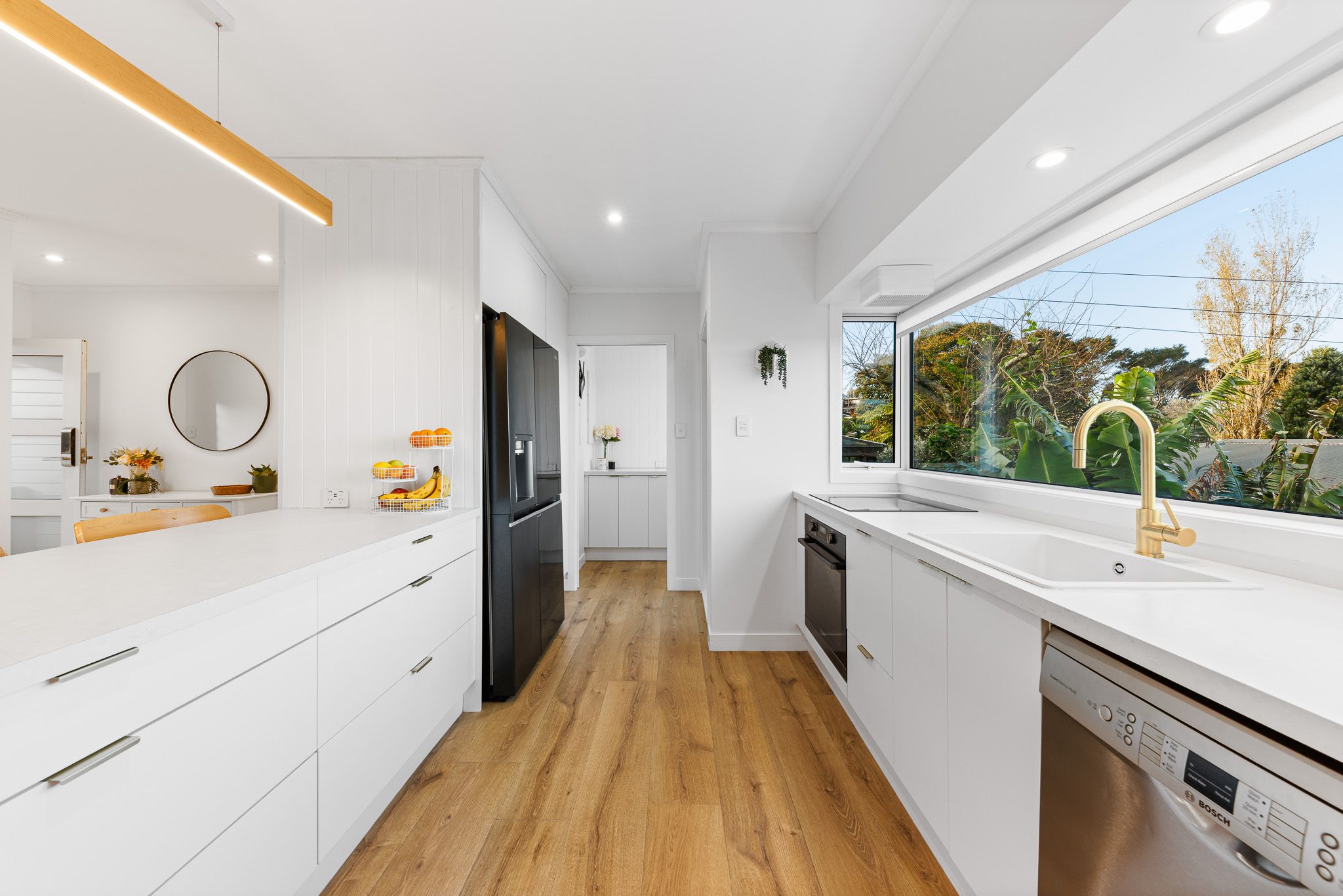 14 Camelot Place, Glenfield, North Shore City