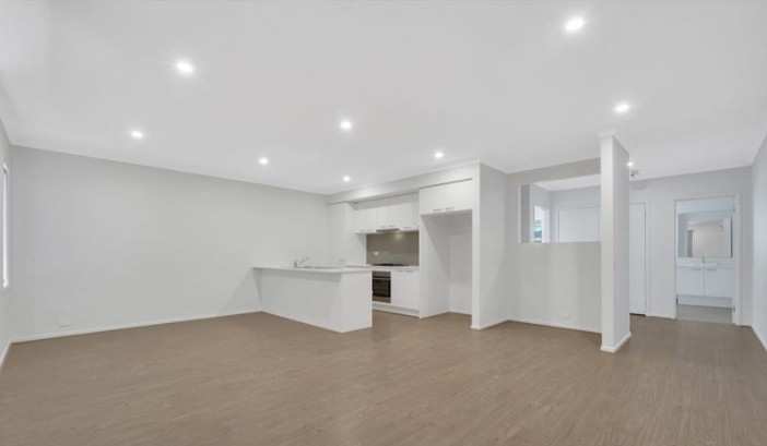 5 Coorabulka Walk, Clyde North, VIC 3978