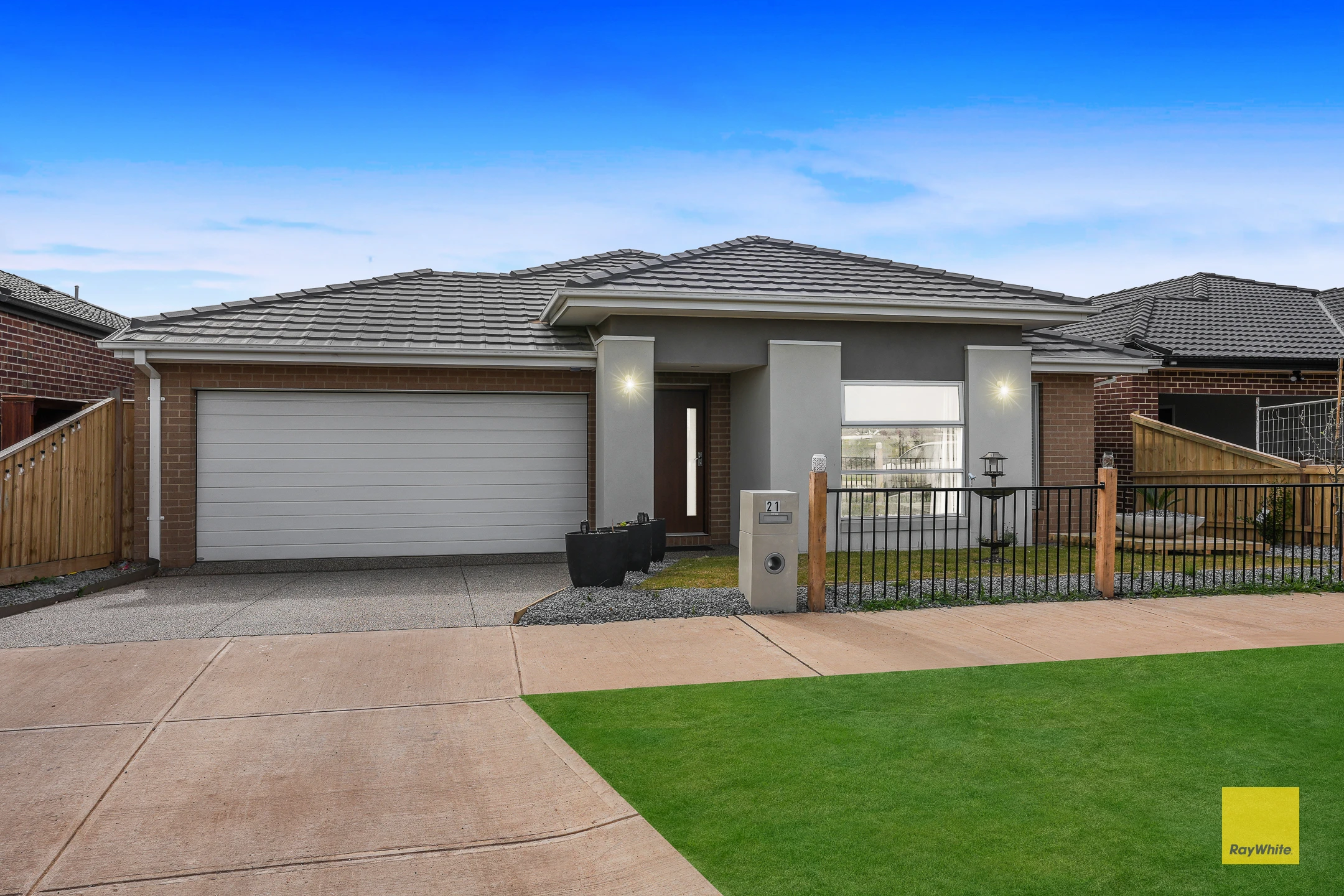 21 Fuchsia Drive, Rockbank, VIC 3335