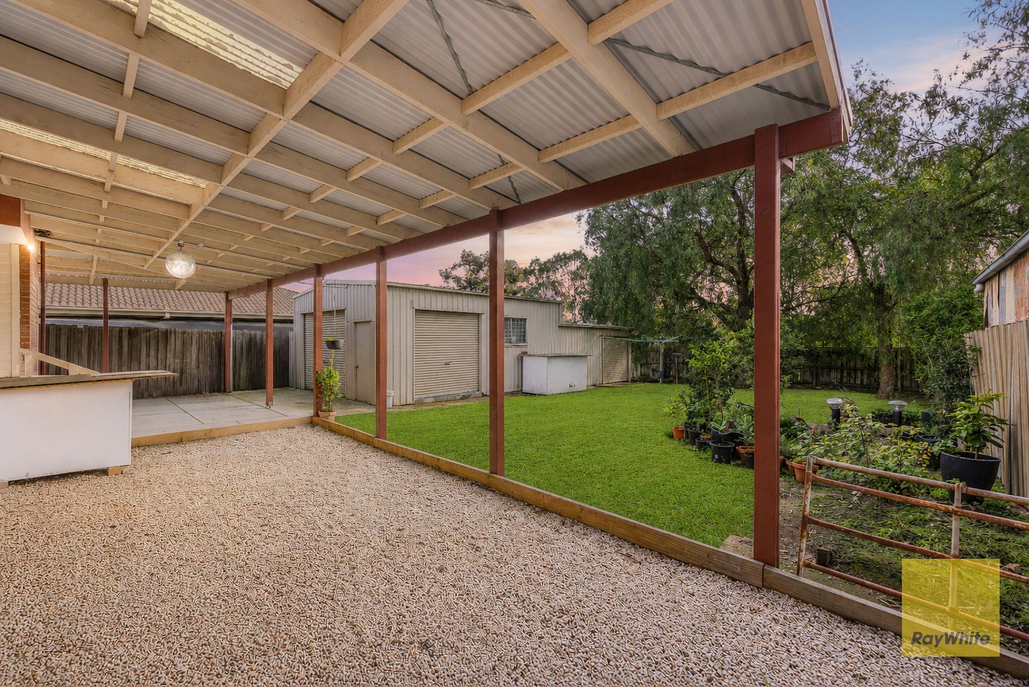 12 Charlesworth Street — photo 11 of 19